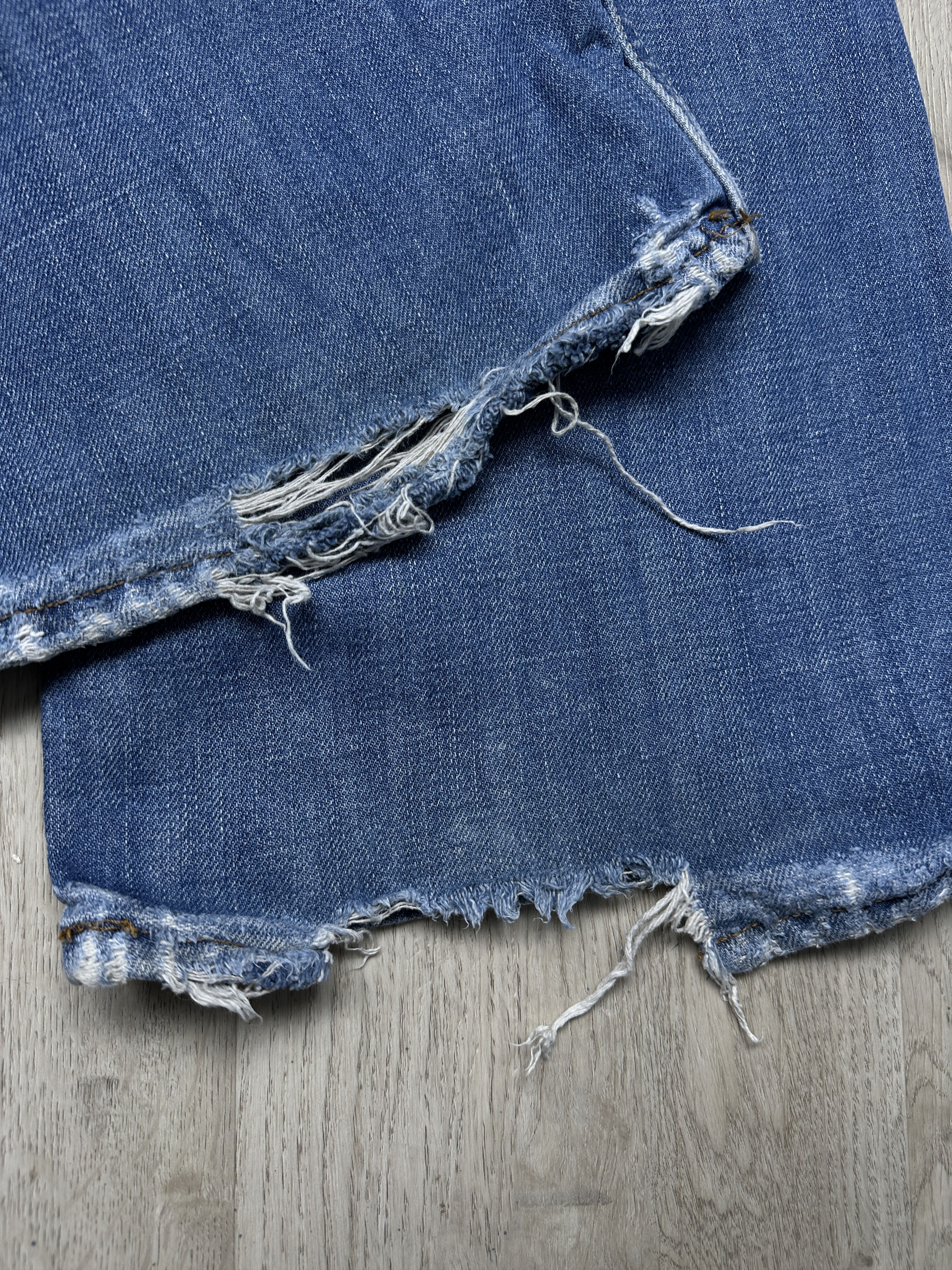Diesel Diesel 90s Vintage Mens Denim Pants Flared Jeans Size US 32 / EU 48 - 11 Thumbnail