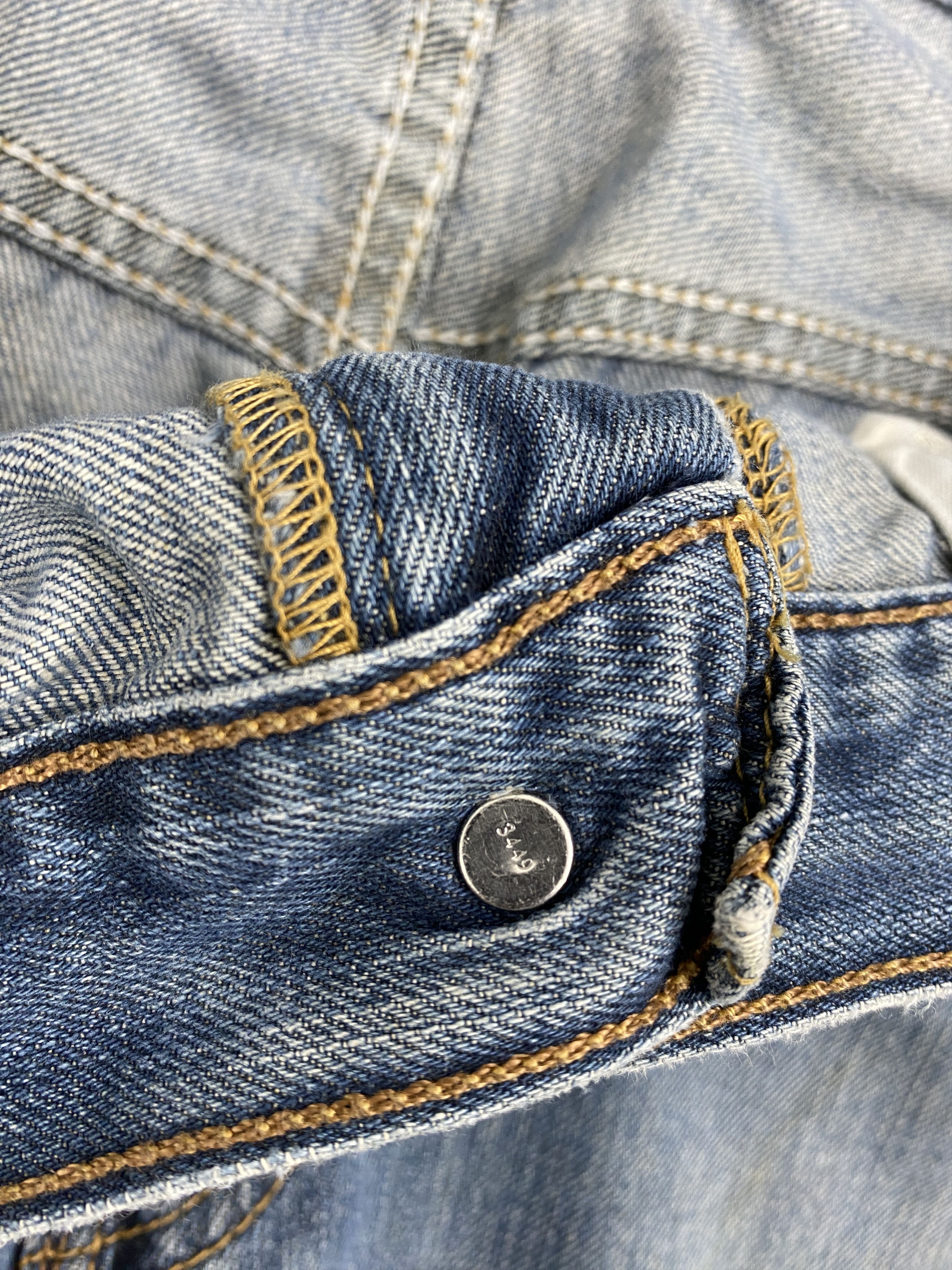 Levi's × Vintage Vintage Levis 559 Distressed Jeans Size US 32 / EU 48 - 13 Thumbnail