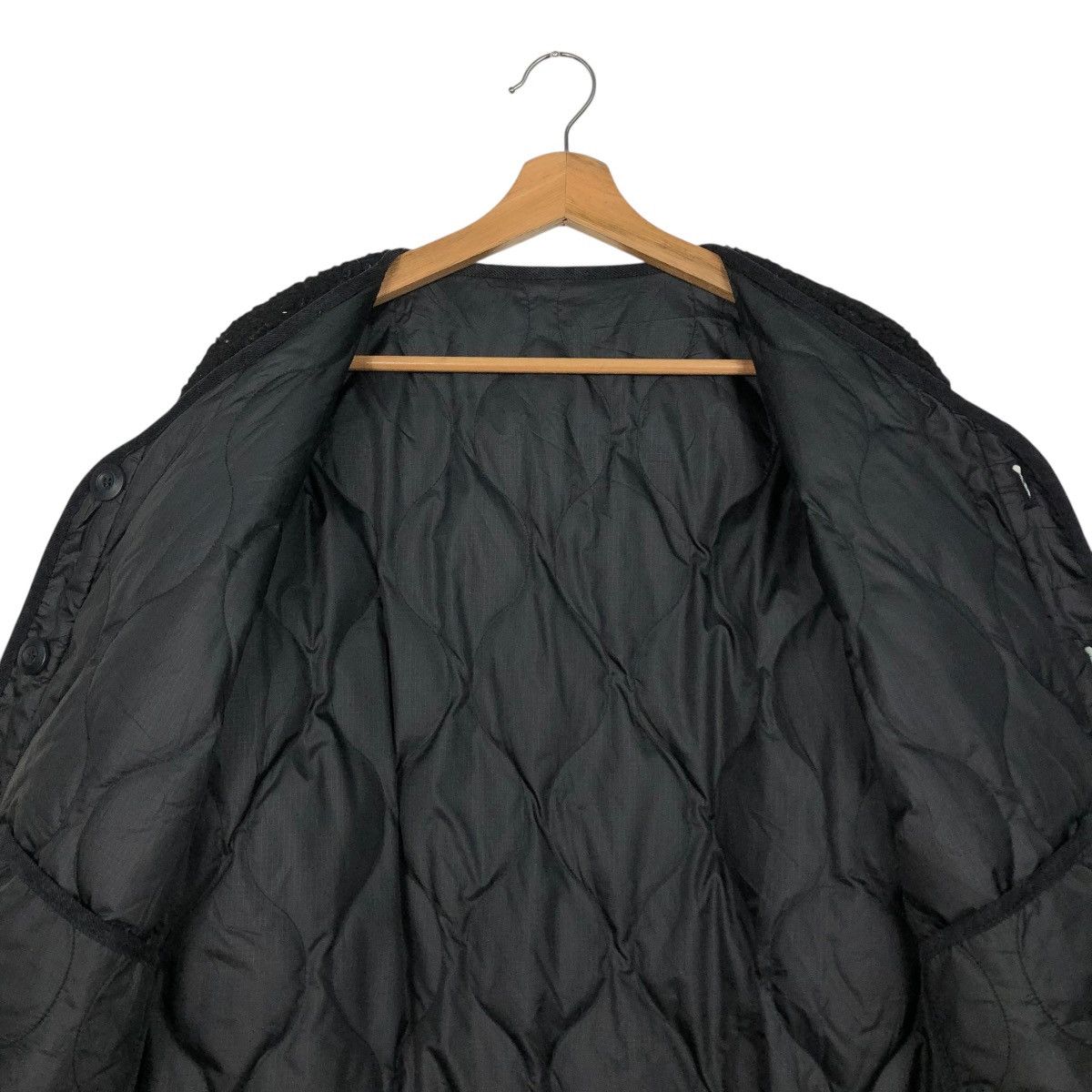 Japanese Brand 🔥RICH BLACK CROPPED QUILTED JACKET FLEECE BEAMS ISSEY MIYAKE Size US M / EU 48-50 / 2 - 15 Thumbnail