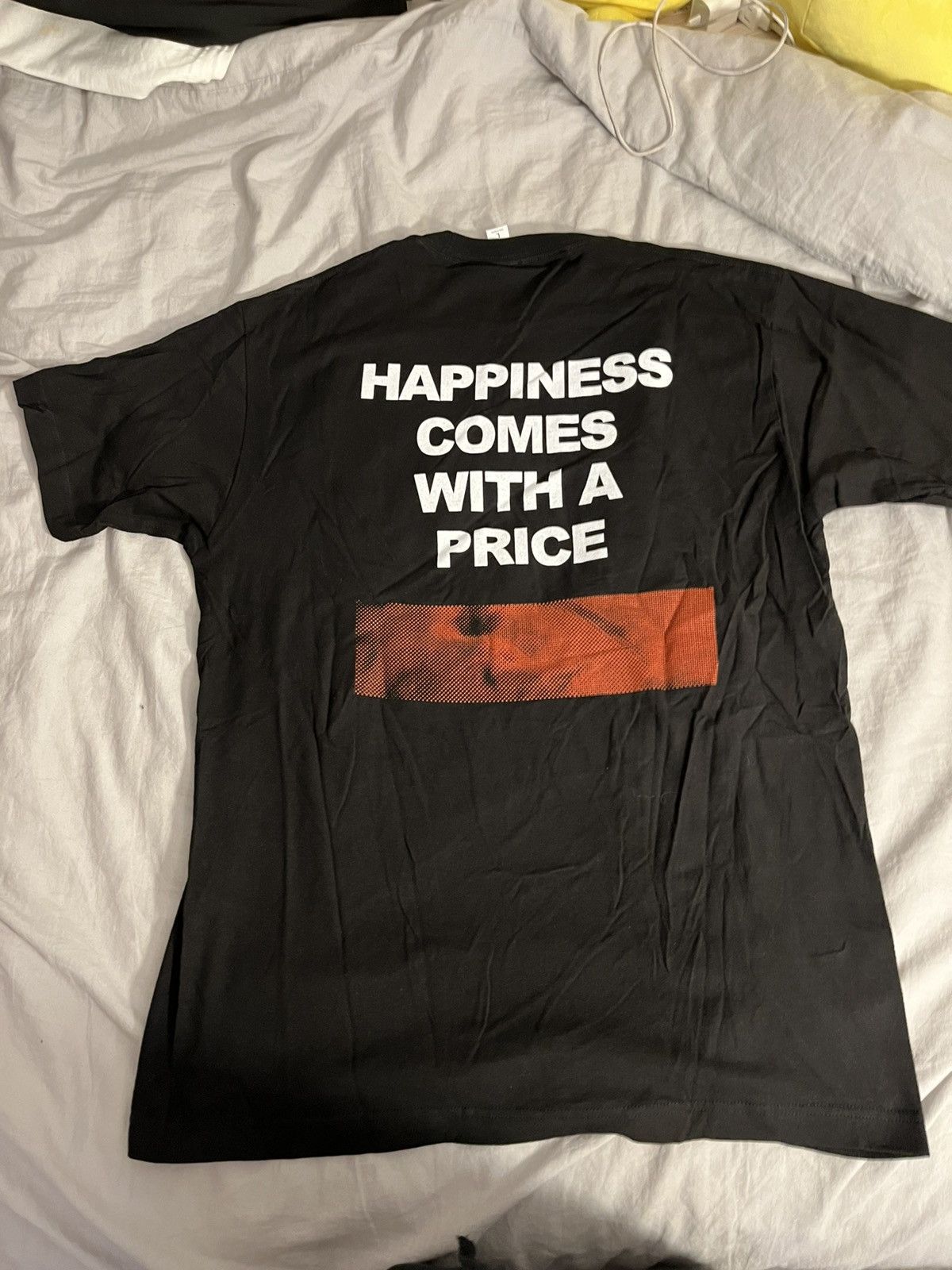 Hot Topic Knocked loose happiness tee black Size US L / EU 52-54 / 3 - 3 Thumbnail