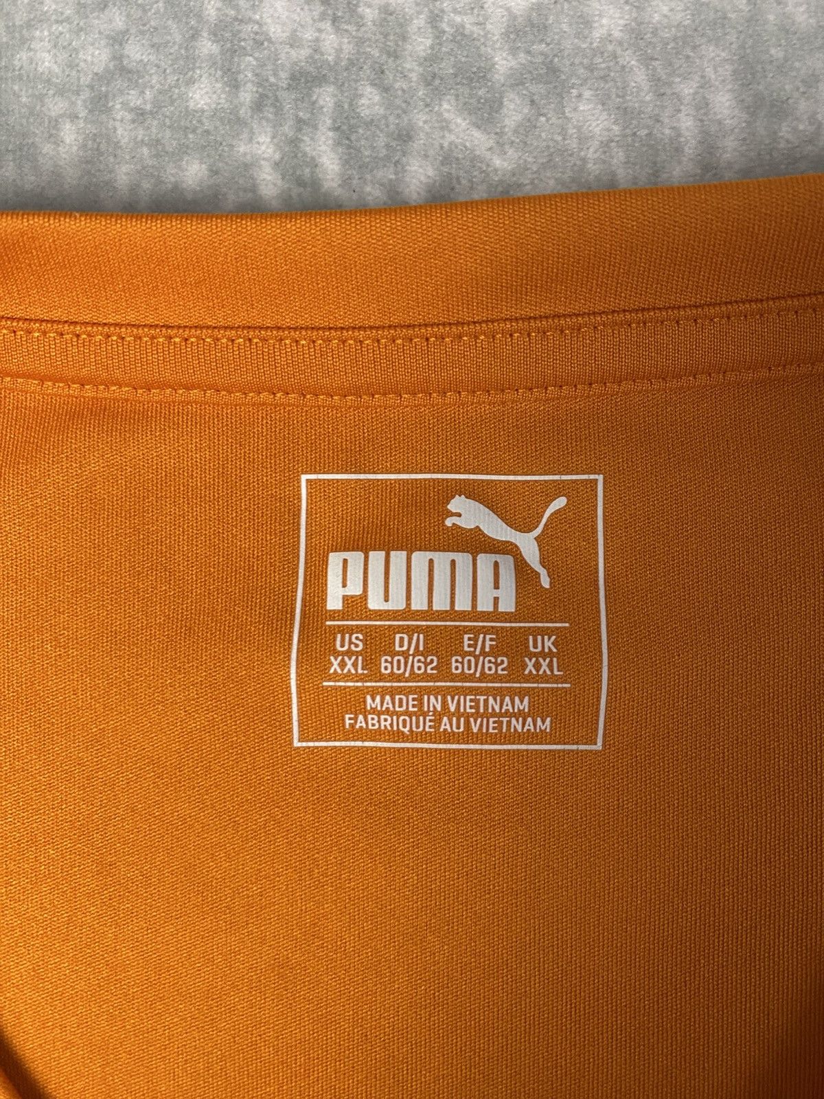 Puma Puma Wolverhampton Wanderers FC 2015/16 Home Shirt Jersey Size US XXL / EU 58 / 5 - 3 Thumbnail