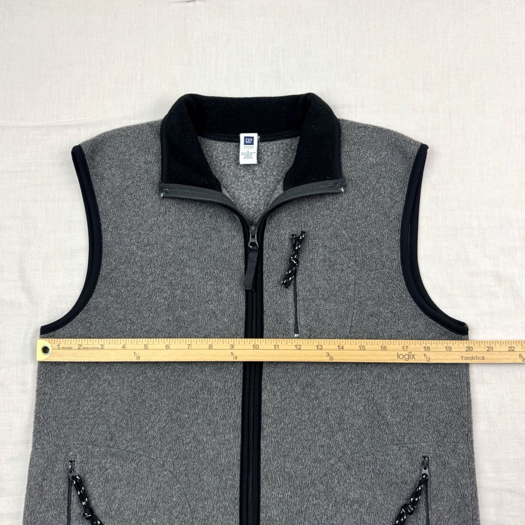 Gap VINTAGE Gap Fleece Vest Mens L Gray Zip Full Zip 90s Y2K Preppy Hipster Classic Size US L / EU 52-54 / 3 - 6 Thumbnail