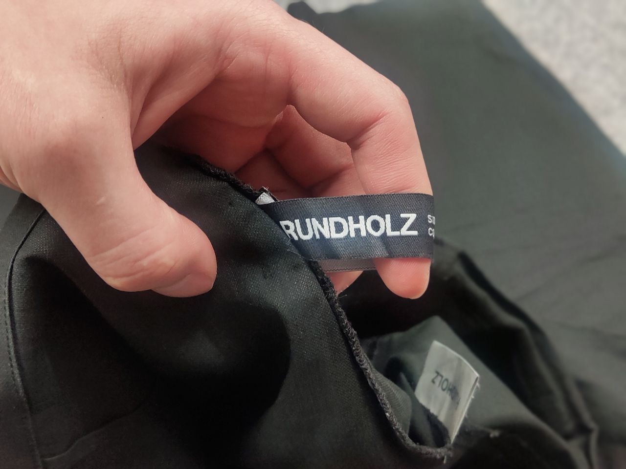 Rundholz Rundholz black label loose fit Ankle Trouser Pants Linen Size 31" - 14 Thumbnail