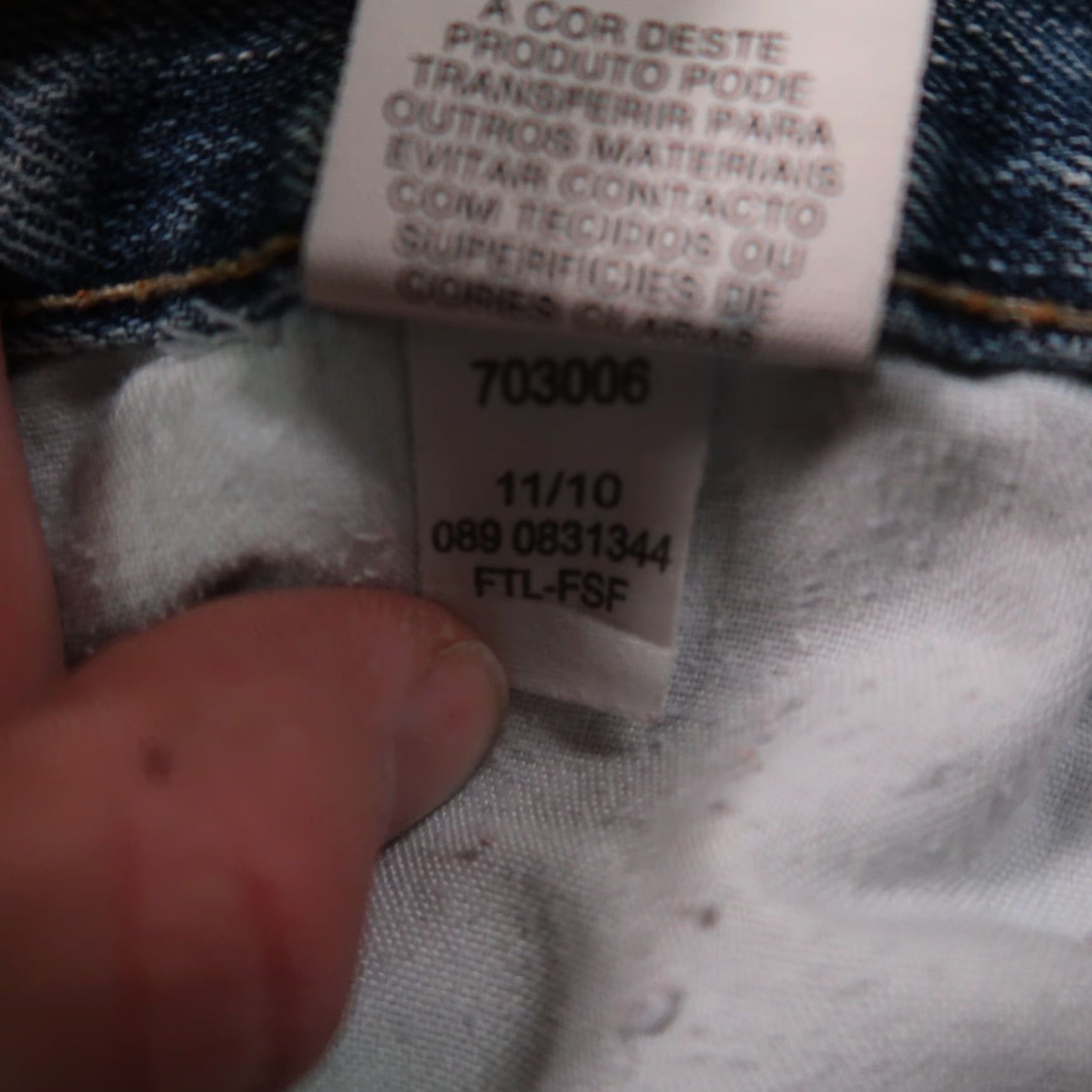 Tommy Hilfiger Tommy Hilfiger relaxed Jeans Men 34x30 Blue Distressed Denim Straight 5-Pocket Zip Button Vintage: No 80s 90s Theme Mens Jeans Size US 34 / EU 50 - 5 Thumbnail