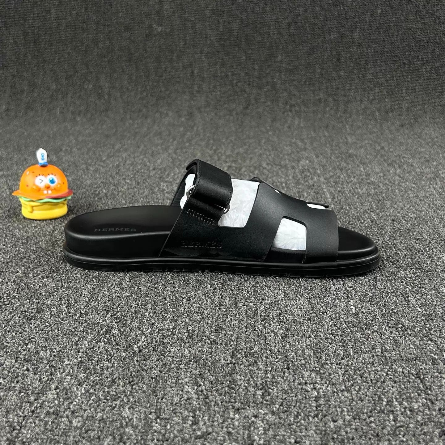 Hermes Hermes Erjiu black slipper 38 Size US 7.5 / IT 37.5 - 4 Thumbnail