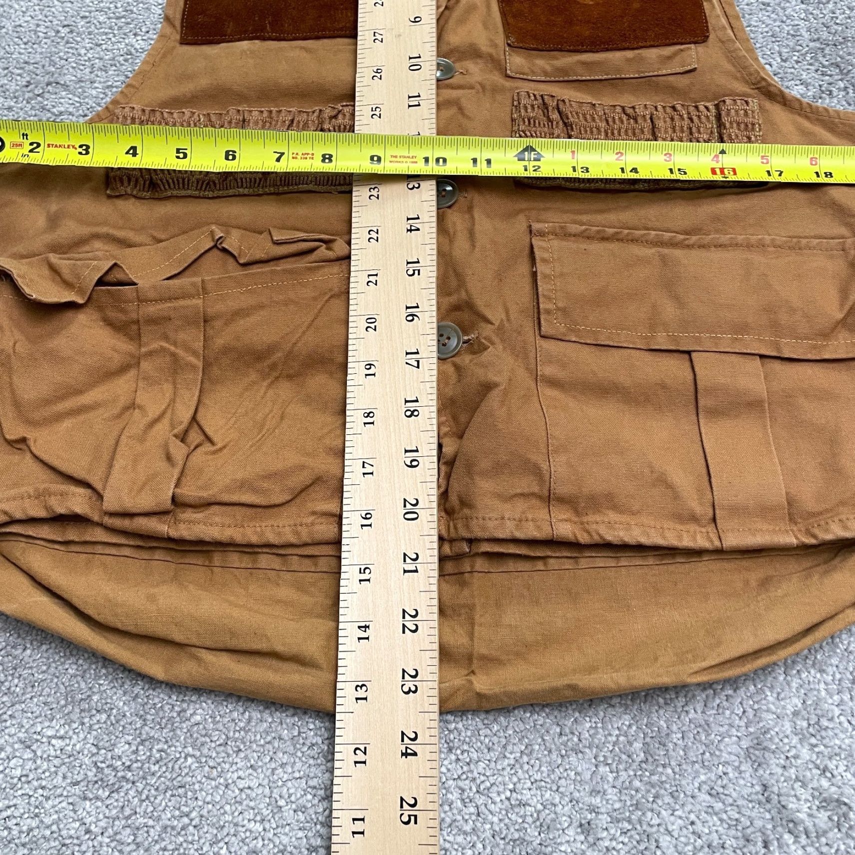 Vintage VINTAGE Caliber Vest Outdoor Hunting Cargo Brown Cotton Button Down Mens Medium Jacket/Coat Short Chest 41 in Regular casual travel pockets breathable Size US M / EU 48-50 / 2 - 6 Thumbnail