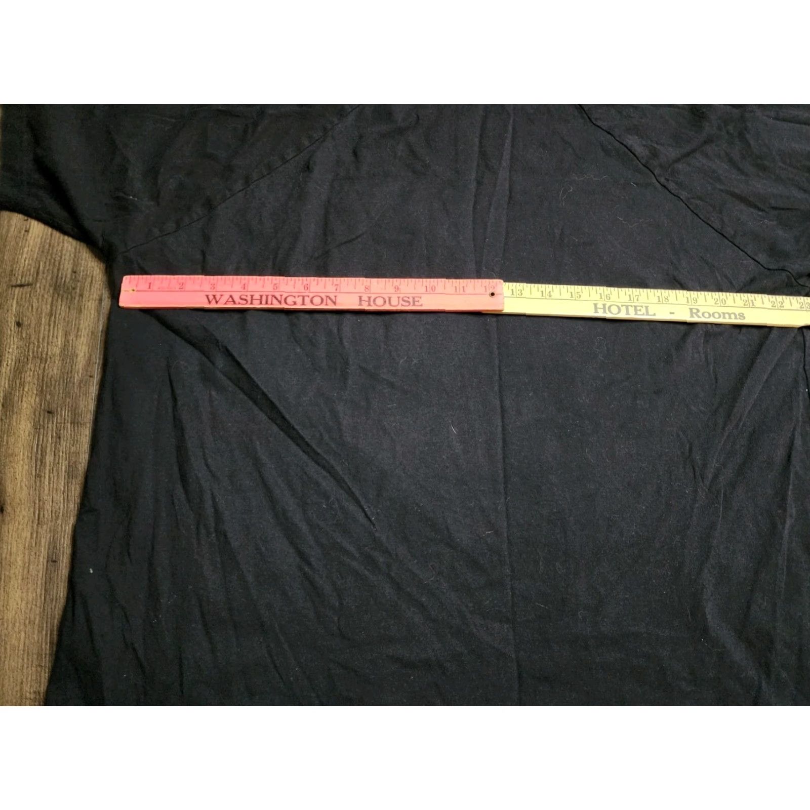 Vintage VINTAGE Grizzly Griptape Bear Country Club T-Shirt Mens 2XL Black Crew Neck Short Sleeve Adults Sports Animal 90s Size US XXL / EU 58 / 5 - 2 Thumbnail