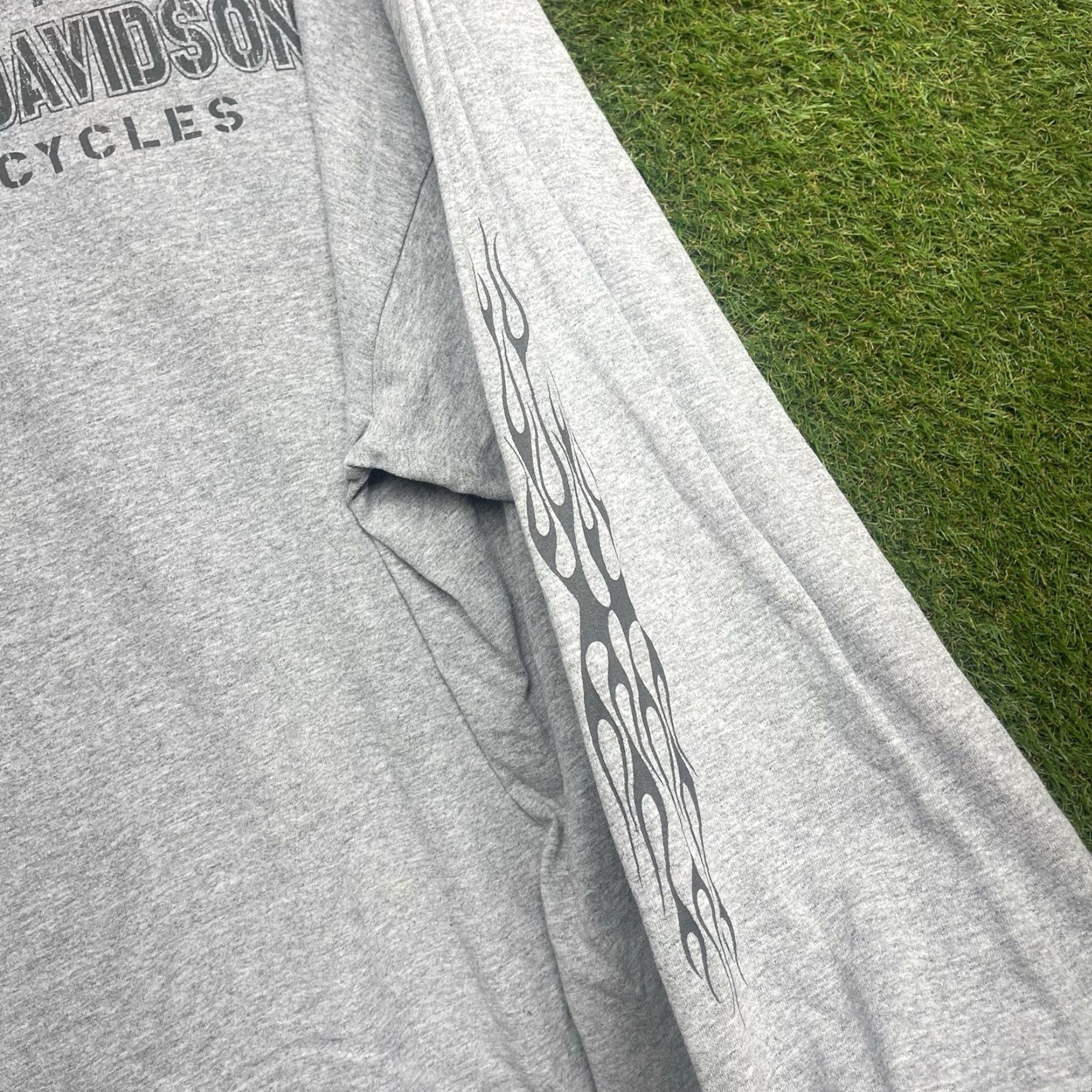 Harley Davidson VINTAGE Harley Davidson Graphic Shirt Mens 3XL Long Sleeve Gray Flames Biker 2000s Size US XXL / EU 58 / 5 - 4 Thumbnail