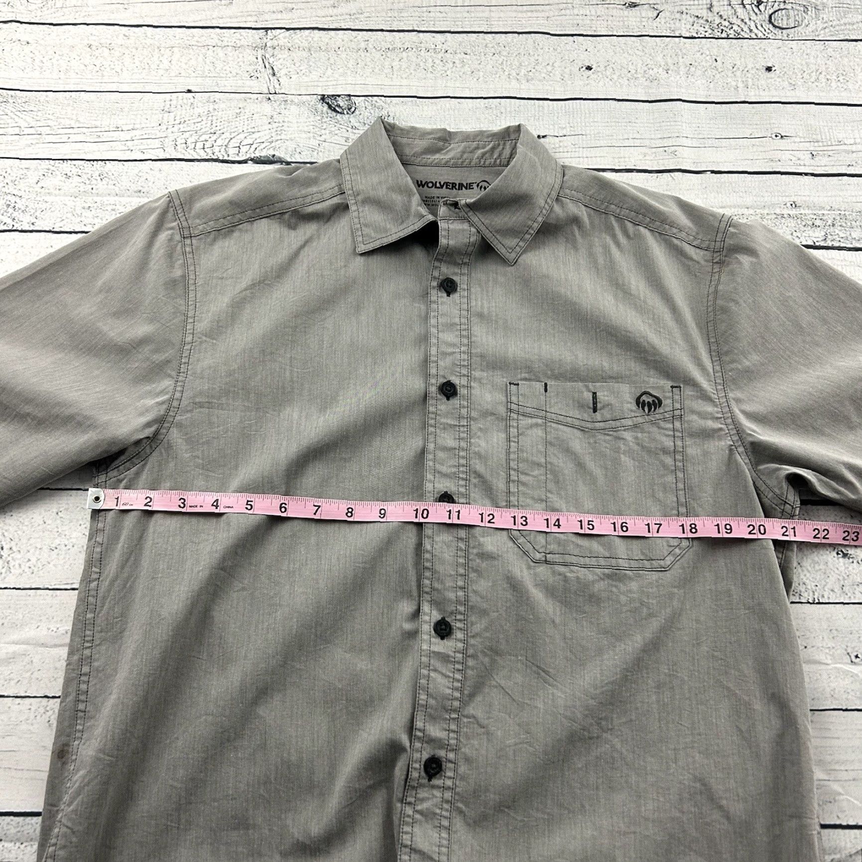 Vintage Wolverine Short Sleeve Button Up Shirt Men's M Gray Size US M / EU 48-50 / 2 - 6 Thumbnail