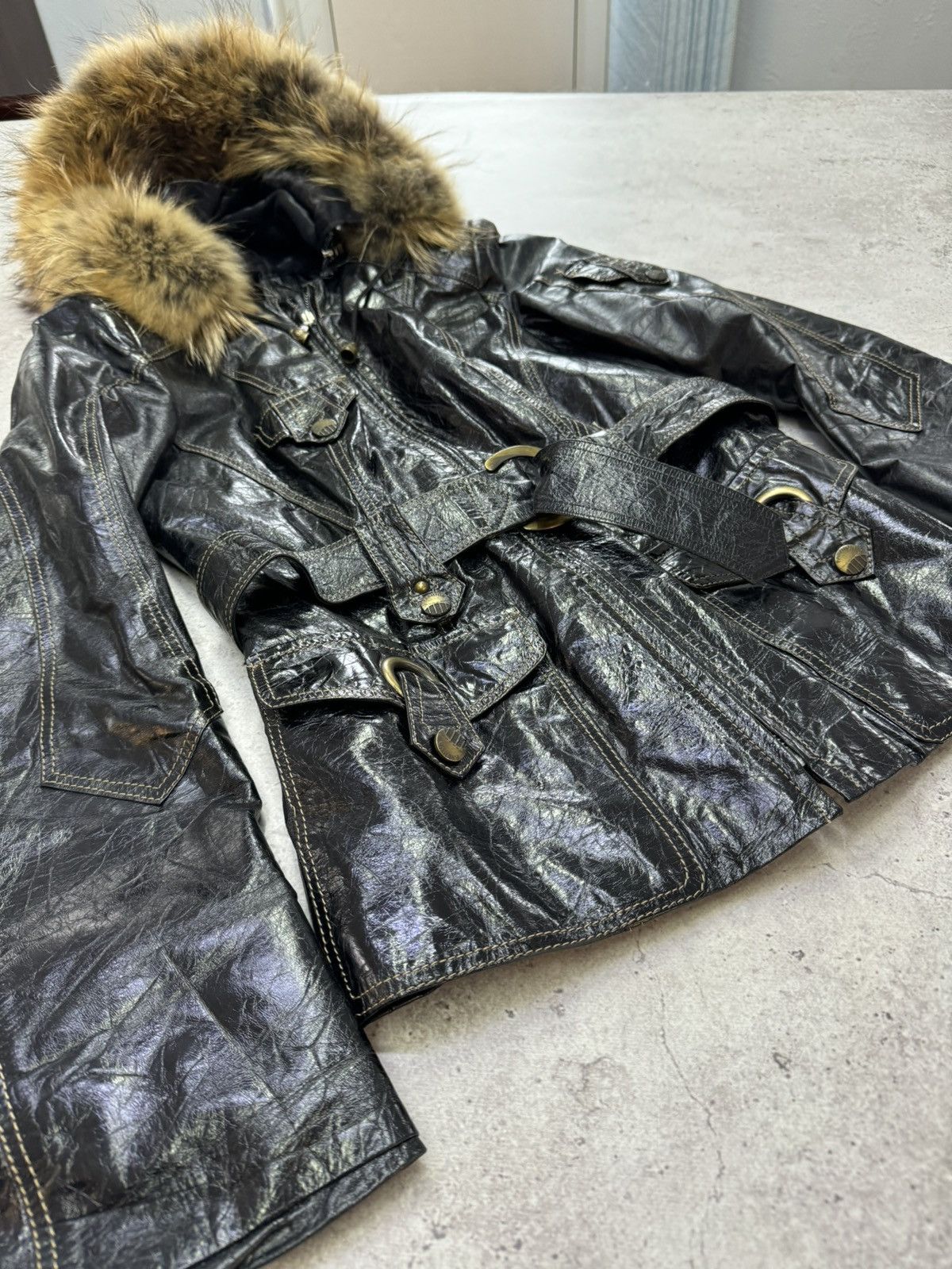 Yohji Yamamoto Vintage Patent Leather Fur Hood Jacket Size US S / EU 44-46 / 1 - 12 Thumbnail