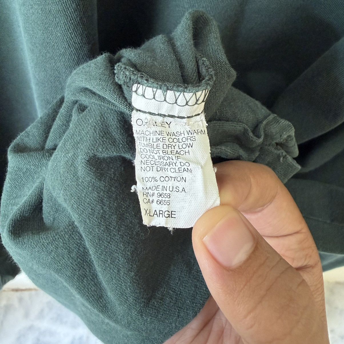 Oakley Vintage Thrashed Oakley Software Tee Shirt Size US XL / EU 56 / 4 - 11 Thumbnail
