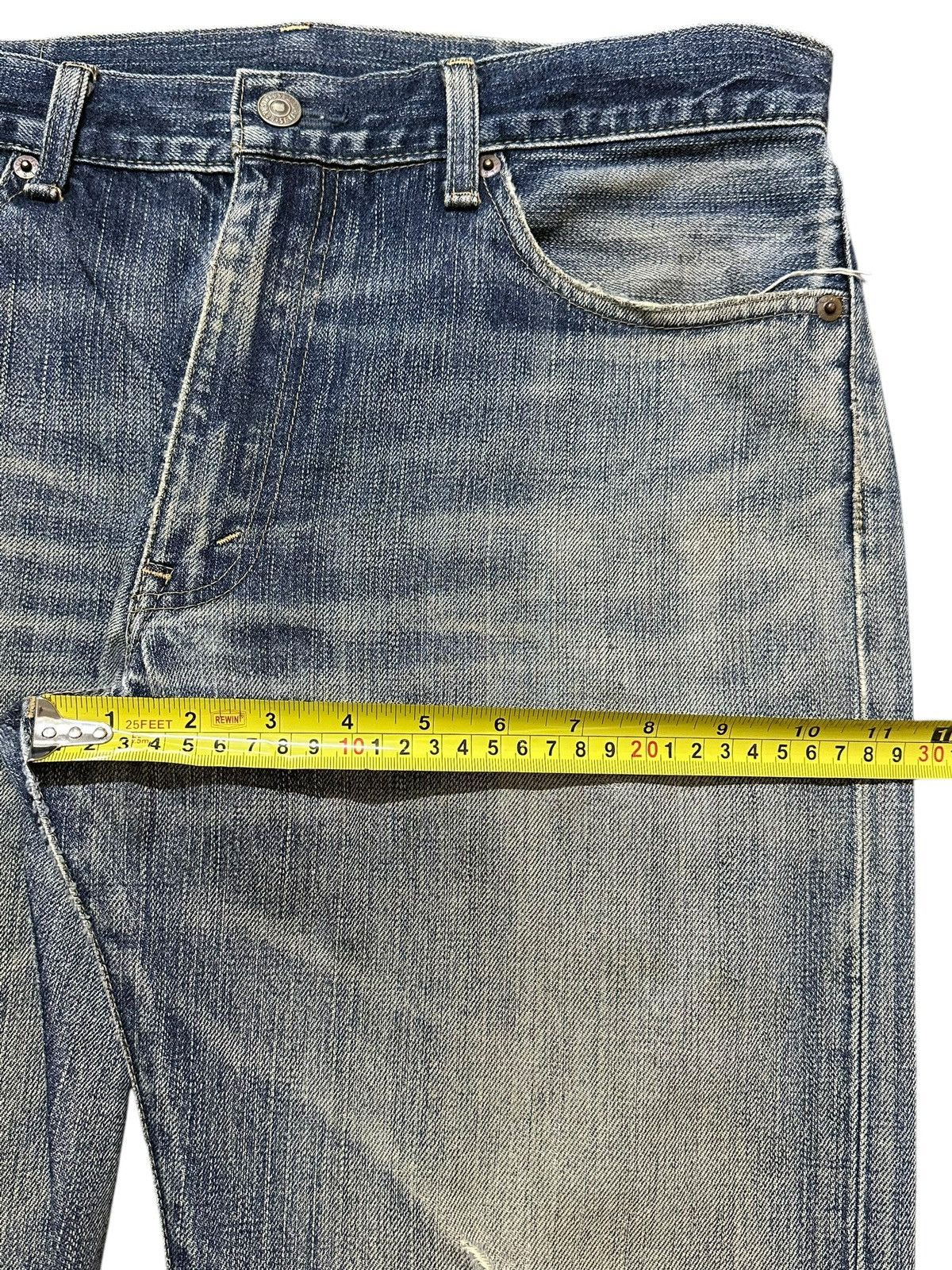 Levi's Vintage 90s Levis 505 Blue Faded Wash Distressed Loose Jeans Size US 33 - 14 Thumbnail