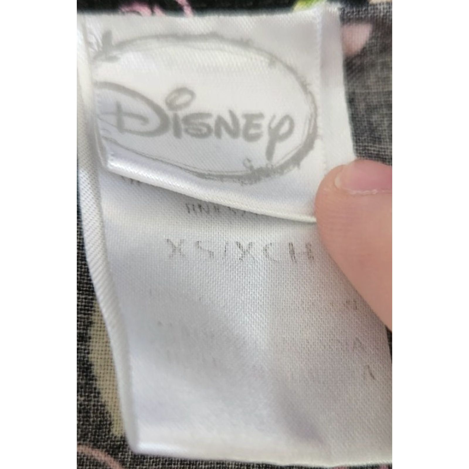 Disney Disney Scrub Top Womens XS Tinker Bell Patterned Multi-Color 100% Cotton Medical Nurse Dentist Christmas? Size XS / US 0-2 / IT 36-38 - 3 Thumbnail