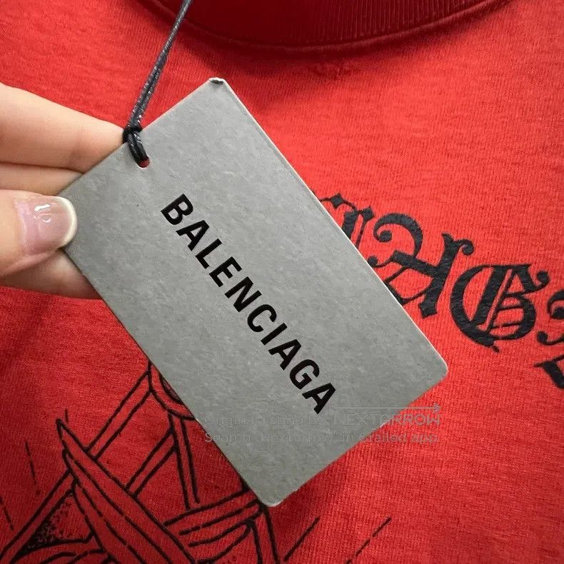 Balenciaga Balenciaga Red Gothic Style Logo Short Sleeve L Size Size US L / EU 52-54 / 3 - 5 Thumbnail