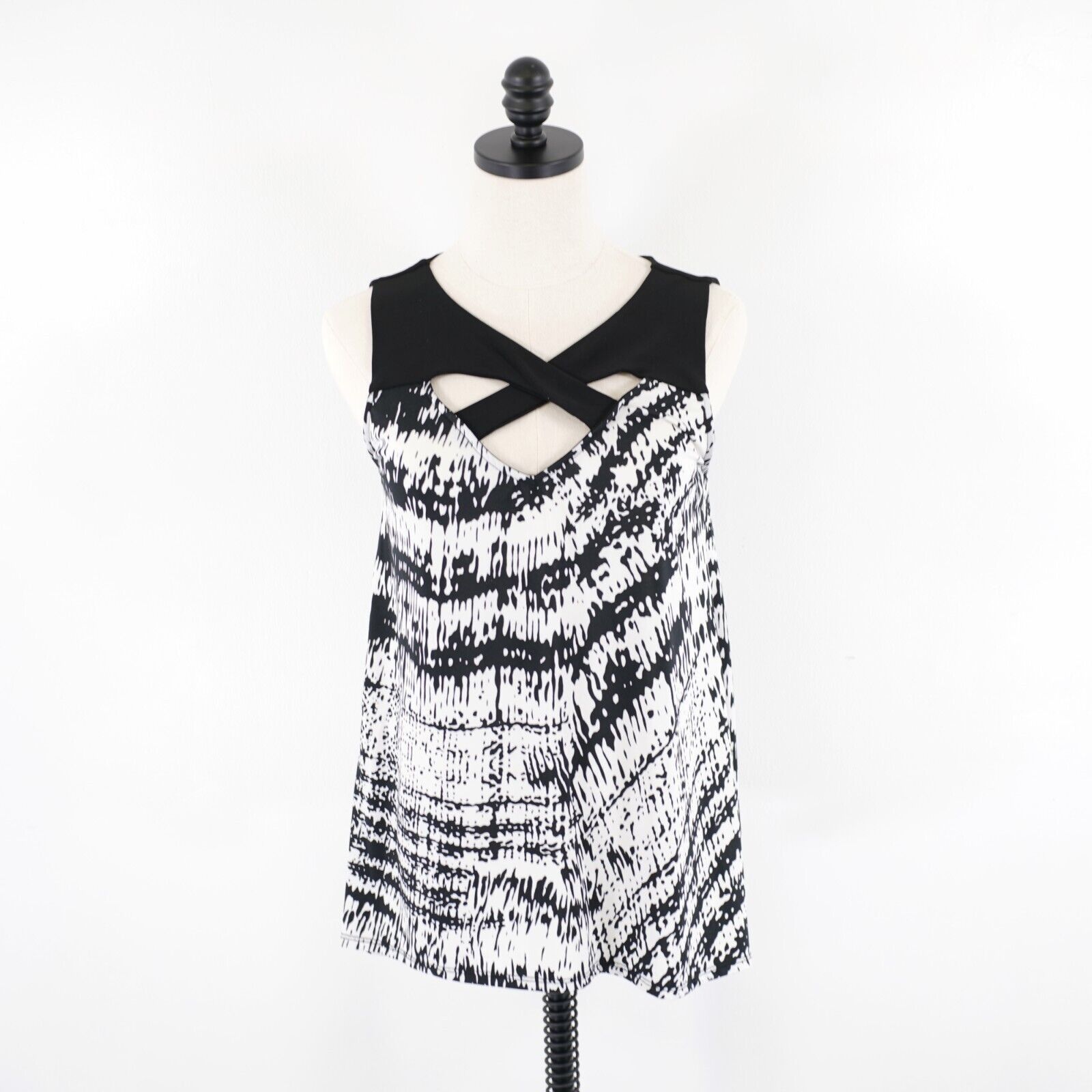 Designer Yuni Los Angeles Small Black White Keyhole Sleeveless Blouse Size S / US 4 / IT 40 - 1 Thumbnail