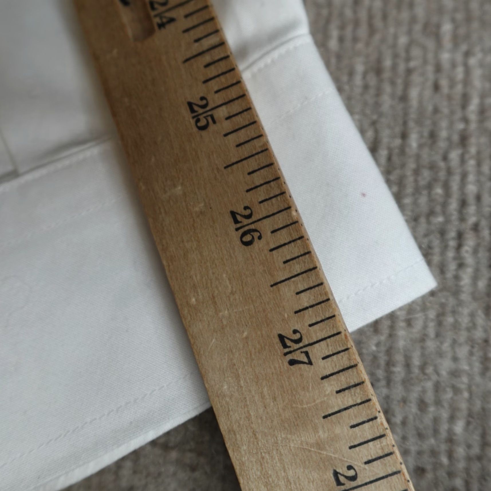 Neiman Marcus Neiman Marcus Shirt Large 16.5 White The Perfect Shirt Trim Fit NEW Shirt Casual Mens Button-Up Cotton White 1990s Preppy Vintage No Size US L / EU 52-54 / 3 - 7 Thumbnail
