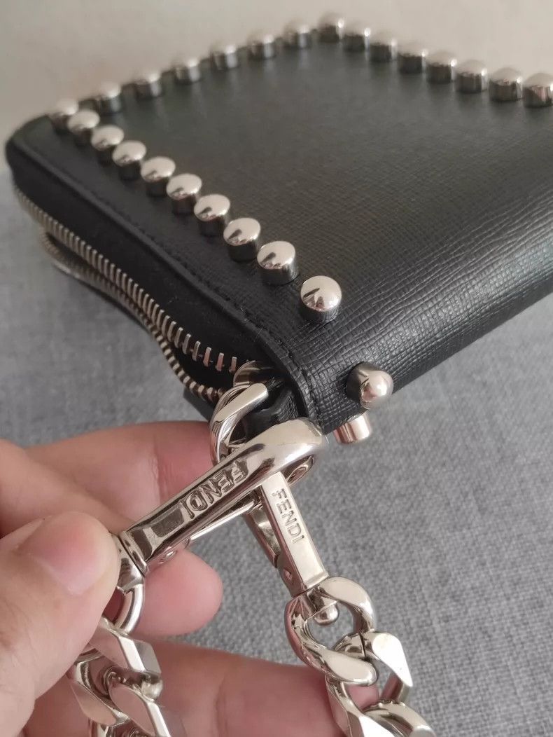 Fendi Fendi Charms Chain Wallet Pouch Size ONE SIZE - 5 Thumbnail
