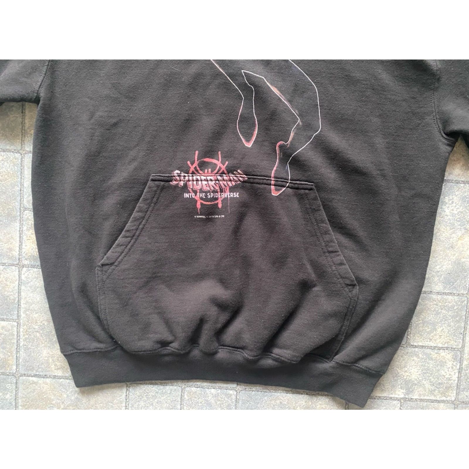 Tultex VINTAGE Into The Spider-Verse MENS LARGE Black Tultex Hoodie Marvel Spider-Man 2019 Mens L Spider-Man Hoodie Size US L / EU 52-54 / 3 - 3 Thumbnail