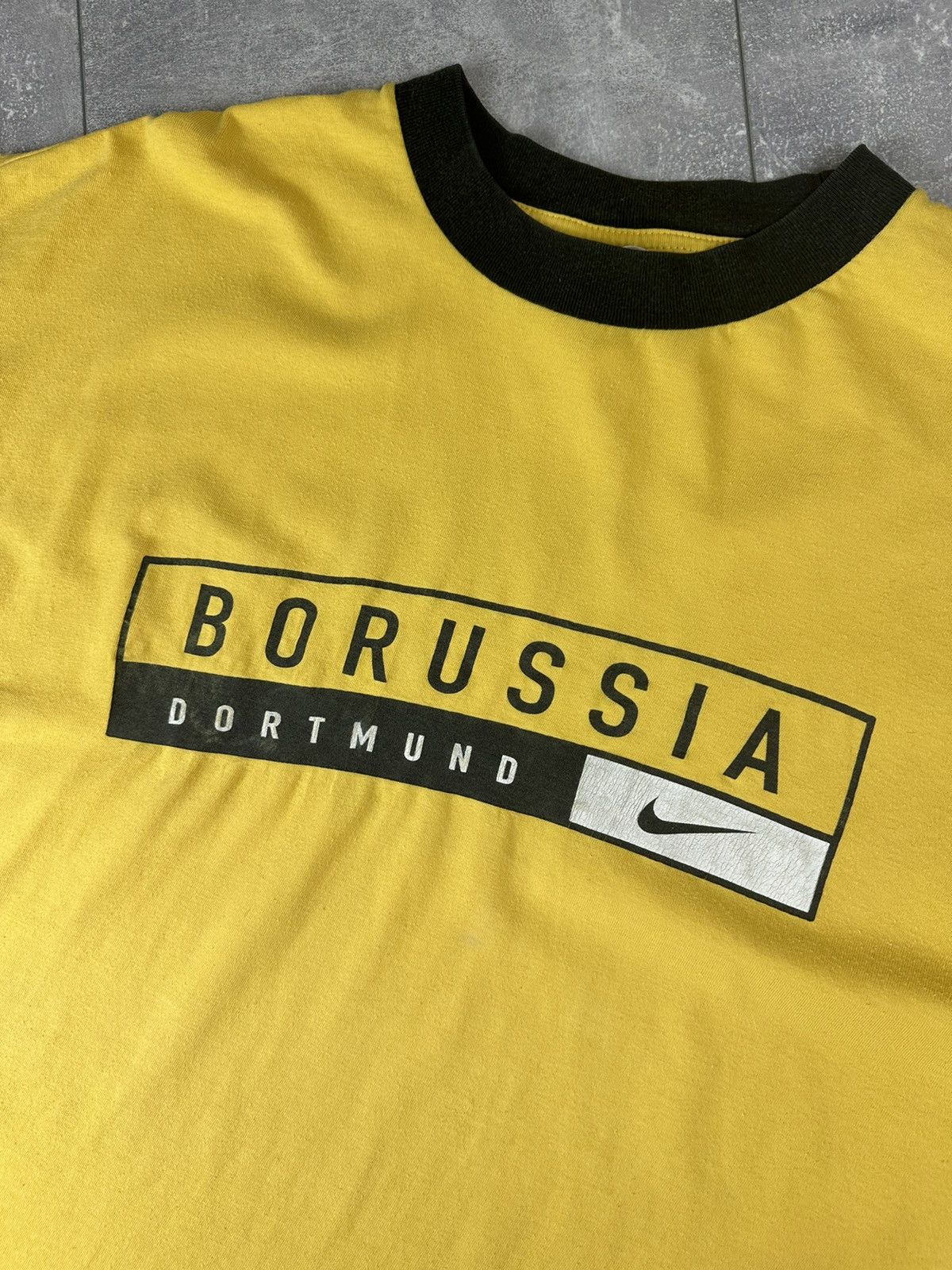 Nike Nike Borrusia Dortmund 90S Cotton Soccer Football T-Shirt Size US L / EU 52-54 / 3 - 7 Thumbnail