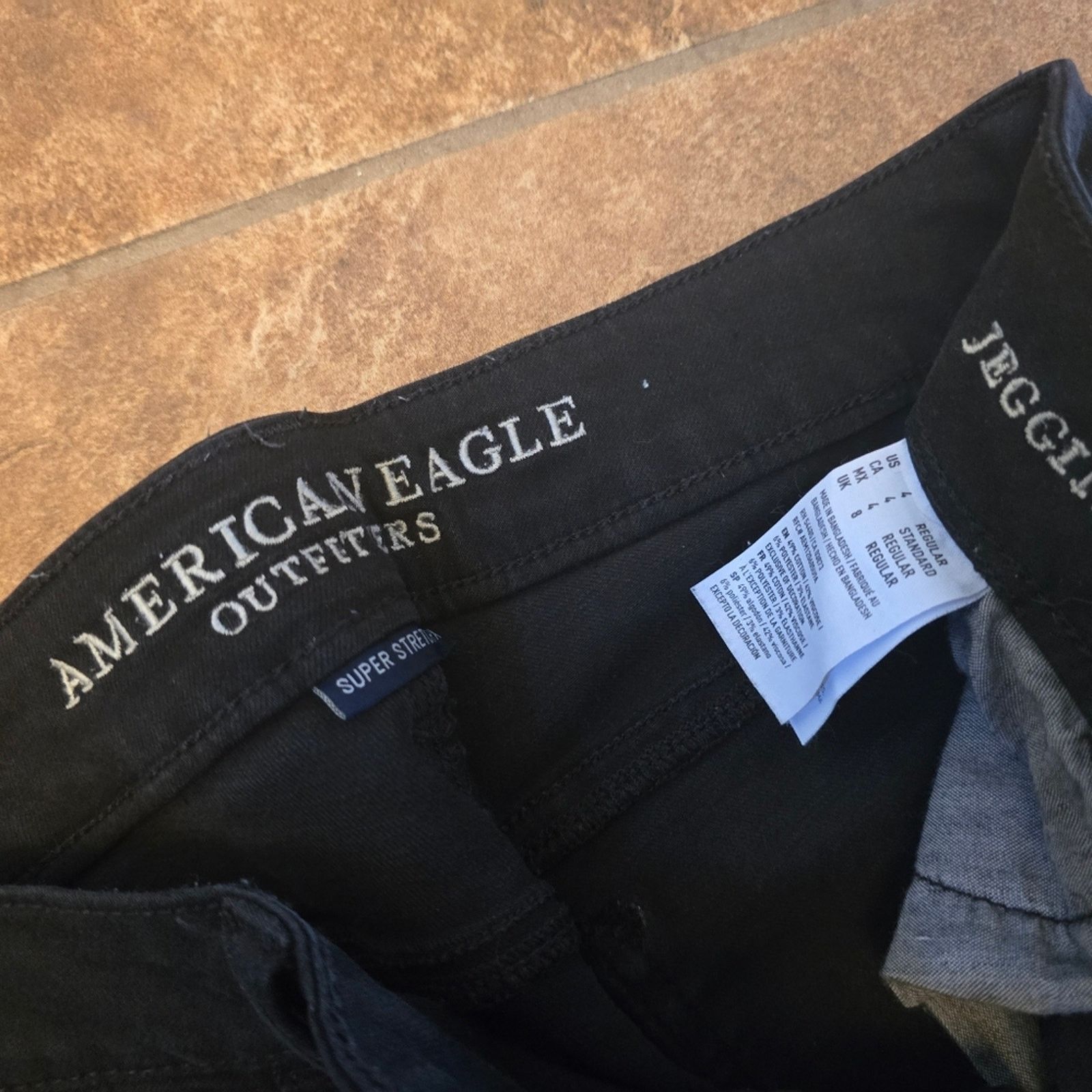 American Eagle Outfitters Black Distressed AEO Skinny Jean Size 27" / US 4 / IT 40 - 3 Thumbnail