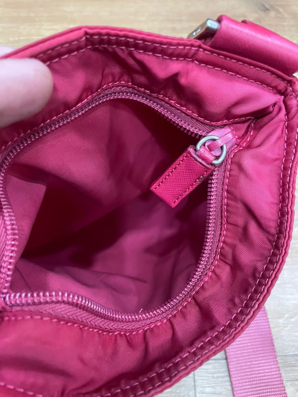 Prada Authentic Prada Tessuto Nyalon Crossbody Sling Bag Size ONE SIZE - 11 Thumbnail