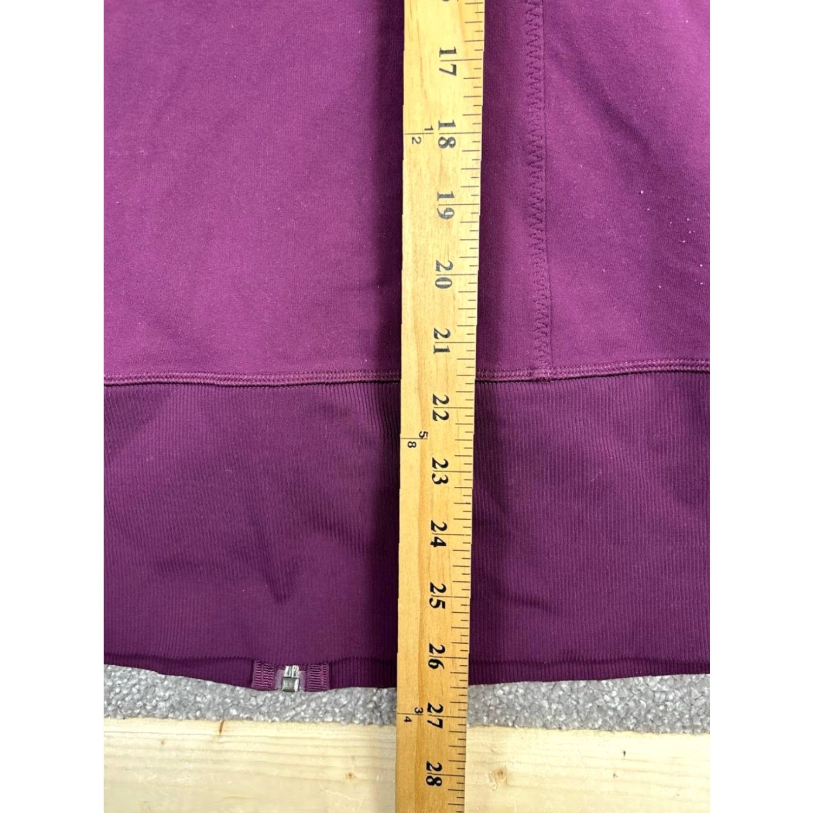 Lululemon Lululemon Define Jacket Womens Small Purple Full Zip Running Athleisure Jacket Mens Womens Size S / US 4 / IT 40 - 6 Thumbnail