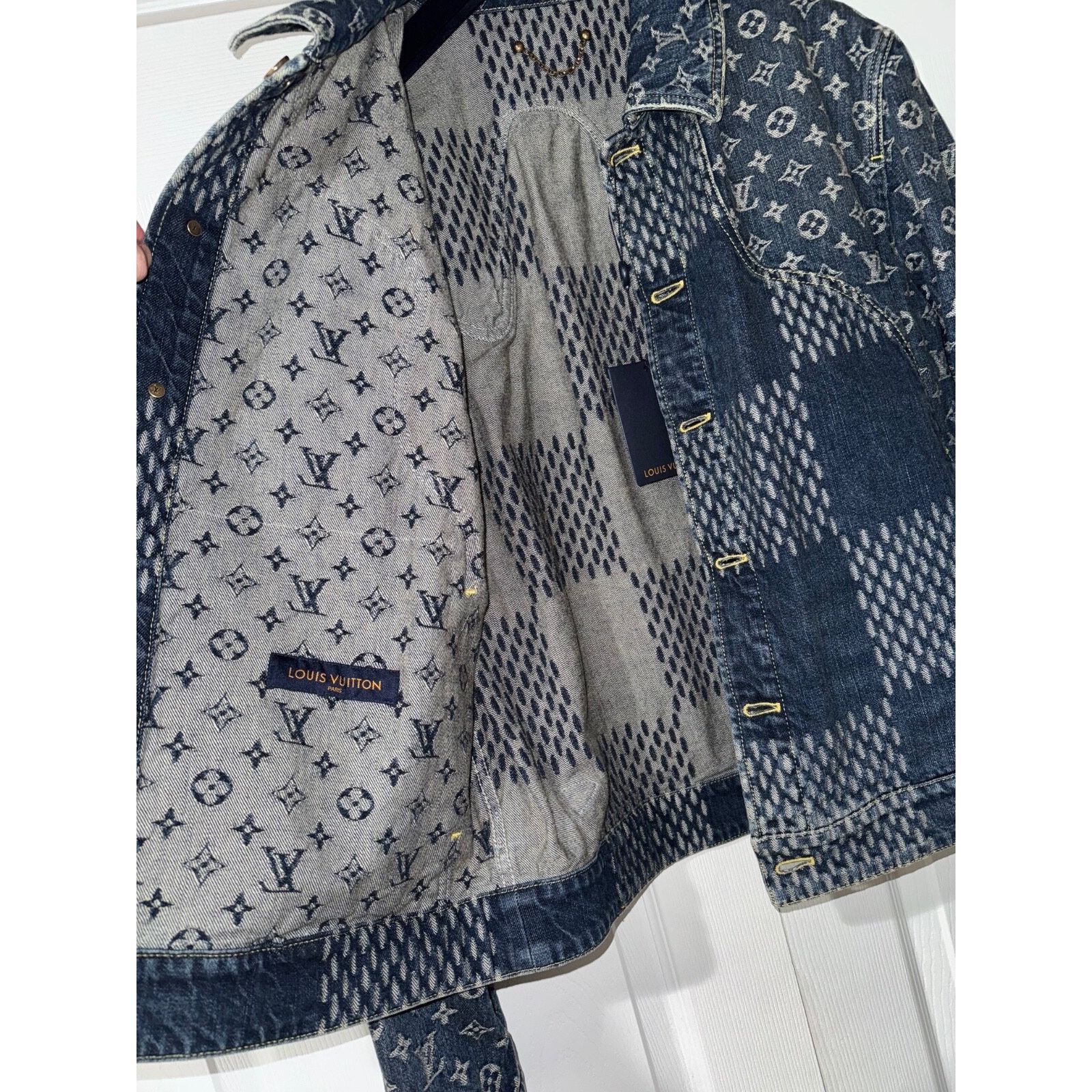Louis Vuitton Louis Vuitton x Nigo Giant Damier Waves Trucker Jacket 48 Size US M / EU 48-50 / 2 - 18 Thumbnail