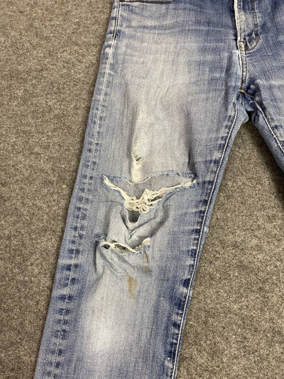 Japanese Brand uniqlo ultra stretch disttressed denim nice design Size US 32 / EU 48 - 6 Thumbnail