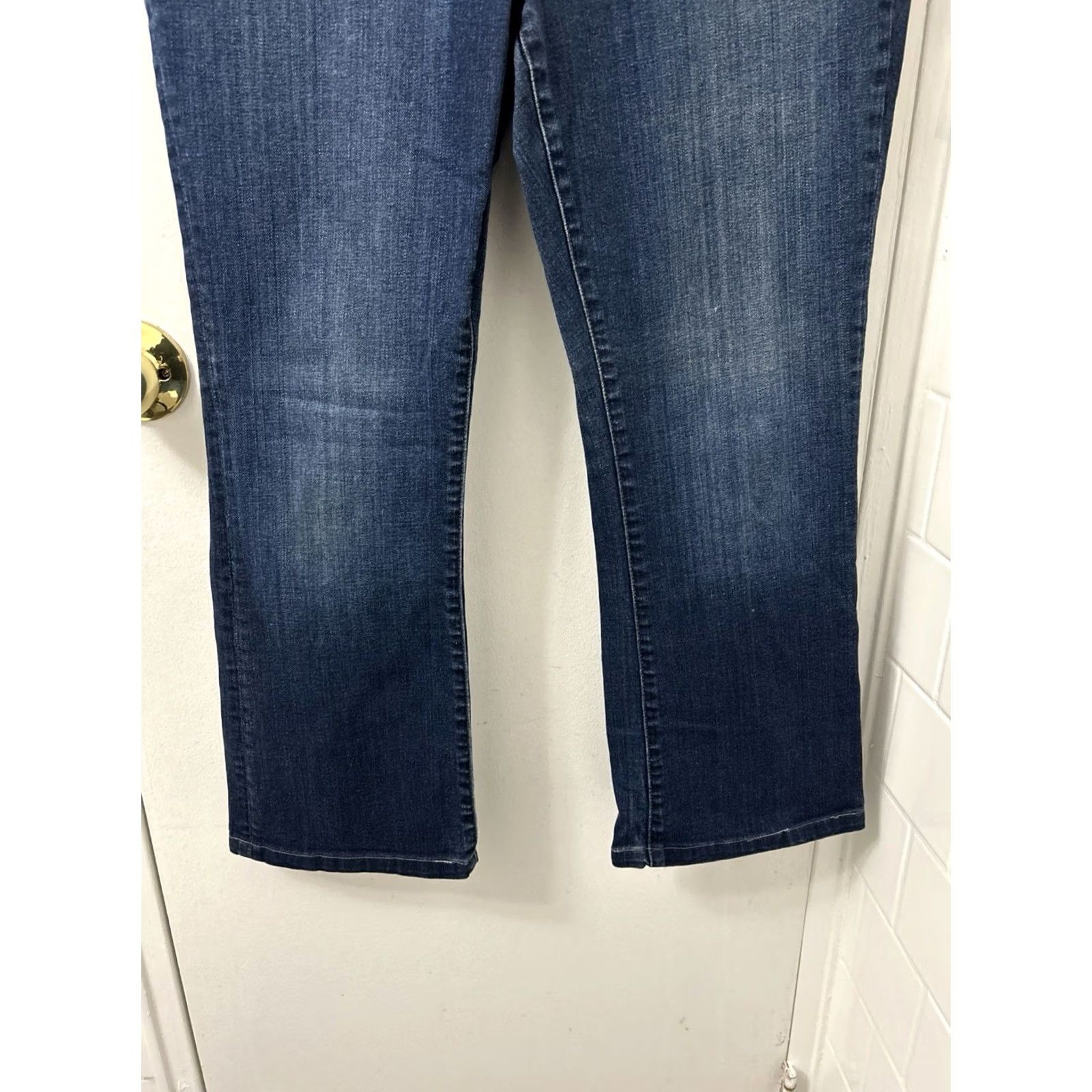 CO Lauren Jeans Co. Ralph Lauren Jeans Womens 10P Petite 25in Inseam Cropped Blue Denim Medium Wash Size 24" / US 00 / IT 34 - 3 Thumbnail