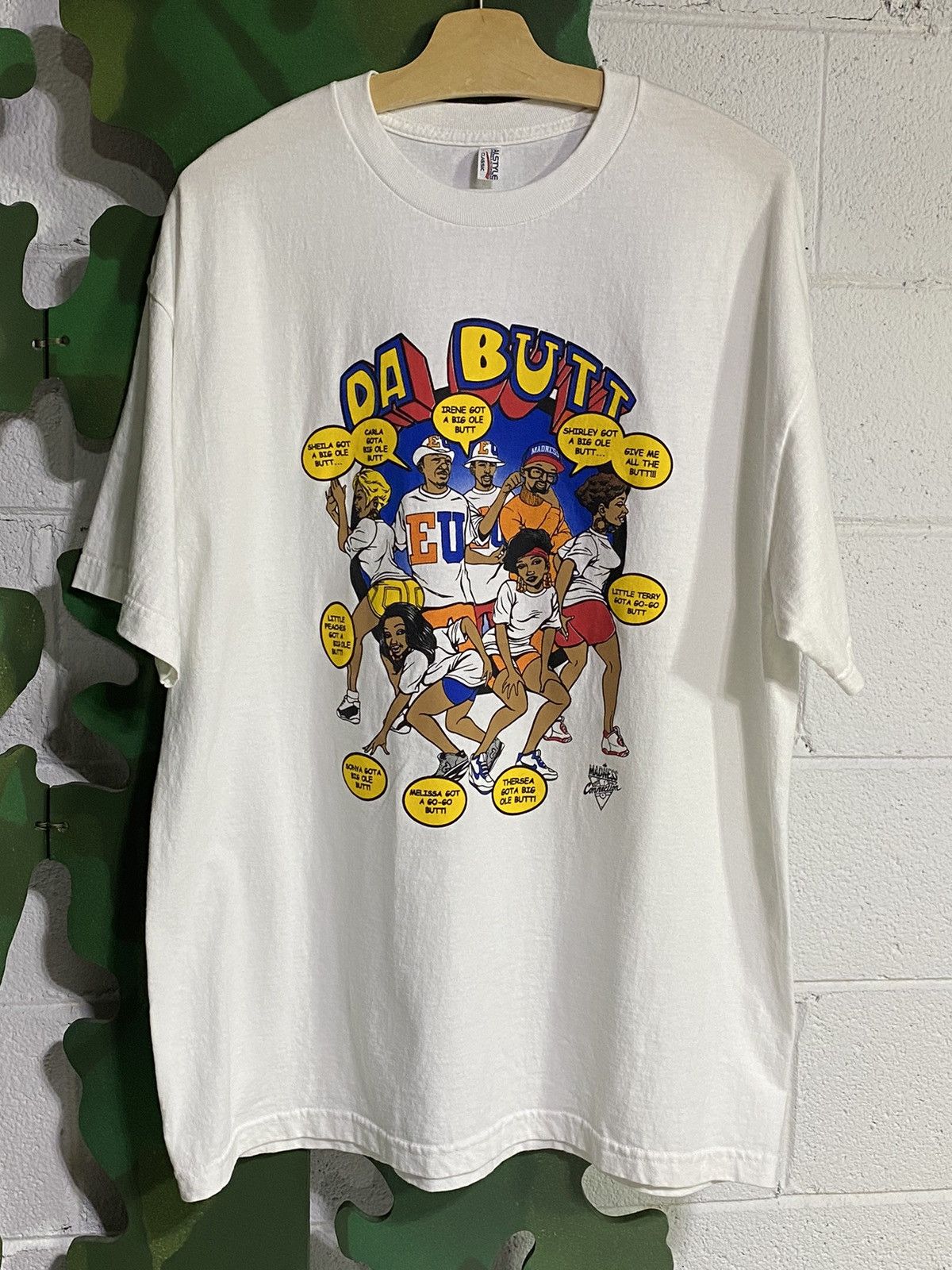 Other Universal Madness “Da Butt” EU tribute shirt (sz XL) Size US XL / EU 56 / 4 - 1 Thumbnail
