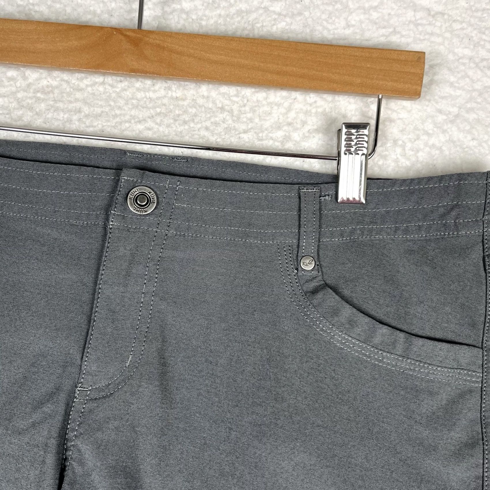Vintage Kuhl Womens Hiking Chinos Gray Size 14 9" Inseam Size 36" / US 14 / IT 50 - 3 Thumbnail