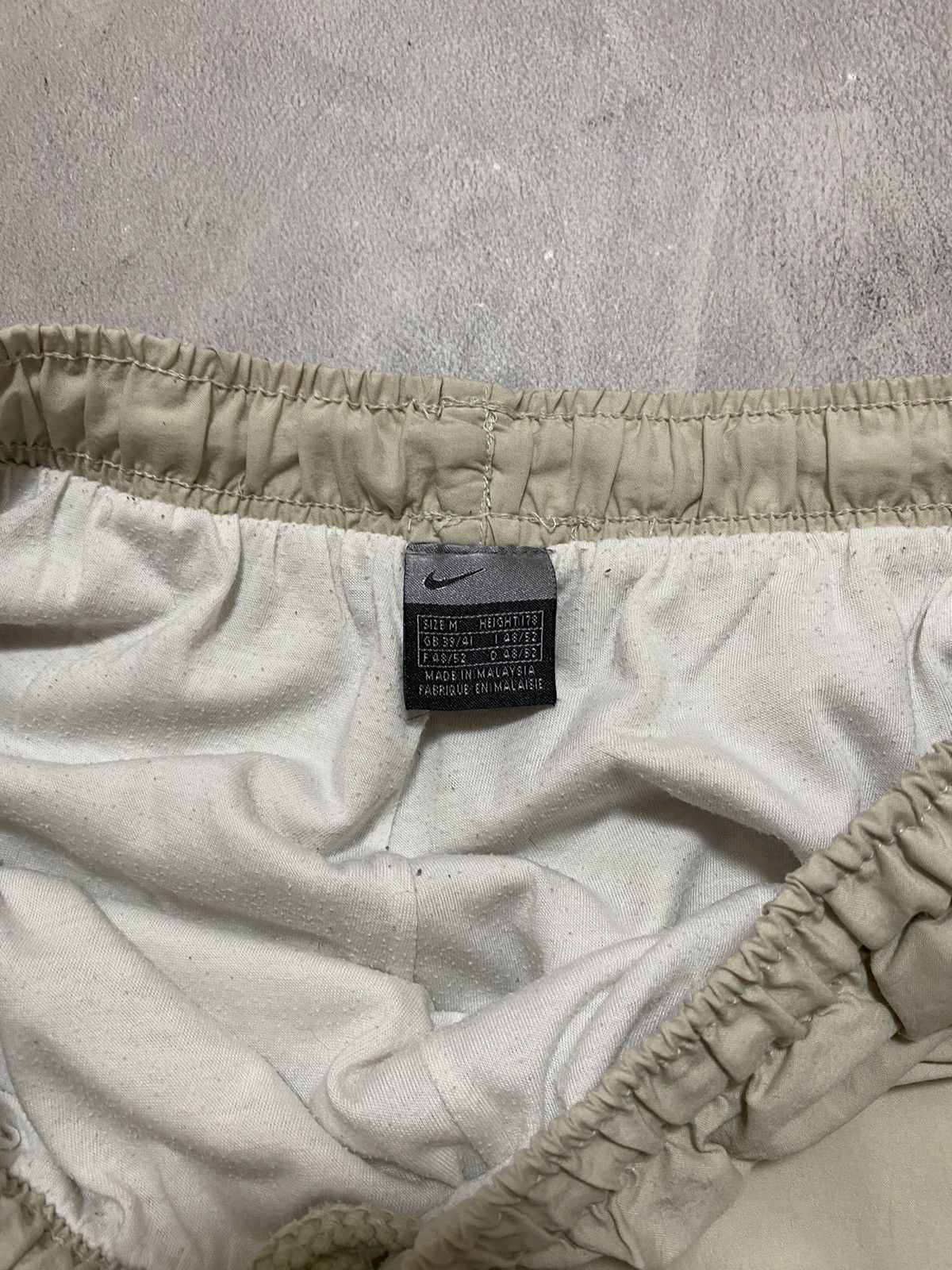 Nike × Vintage Vintage Track Pants Nike Cream Swoosh Baggy Size M Size US 36 / EU 52 - 8 Thumbnail
