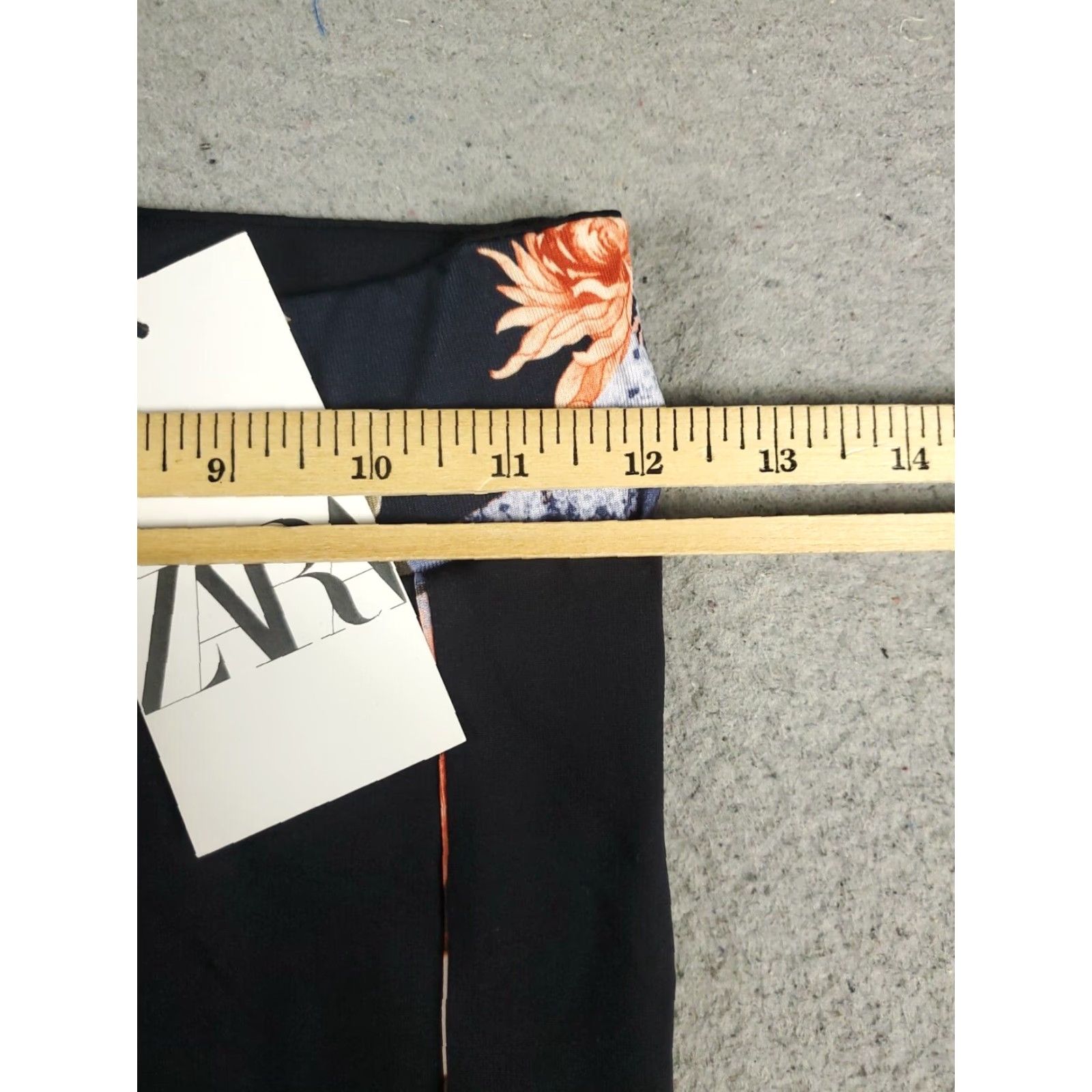 Zara Zara Pants Womens Size Large Black Floral Accents Yoga Stretch Leggings Ladies Size 36" / US 14 / IT 50 - 3 Thumbnail