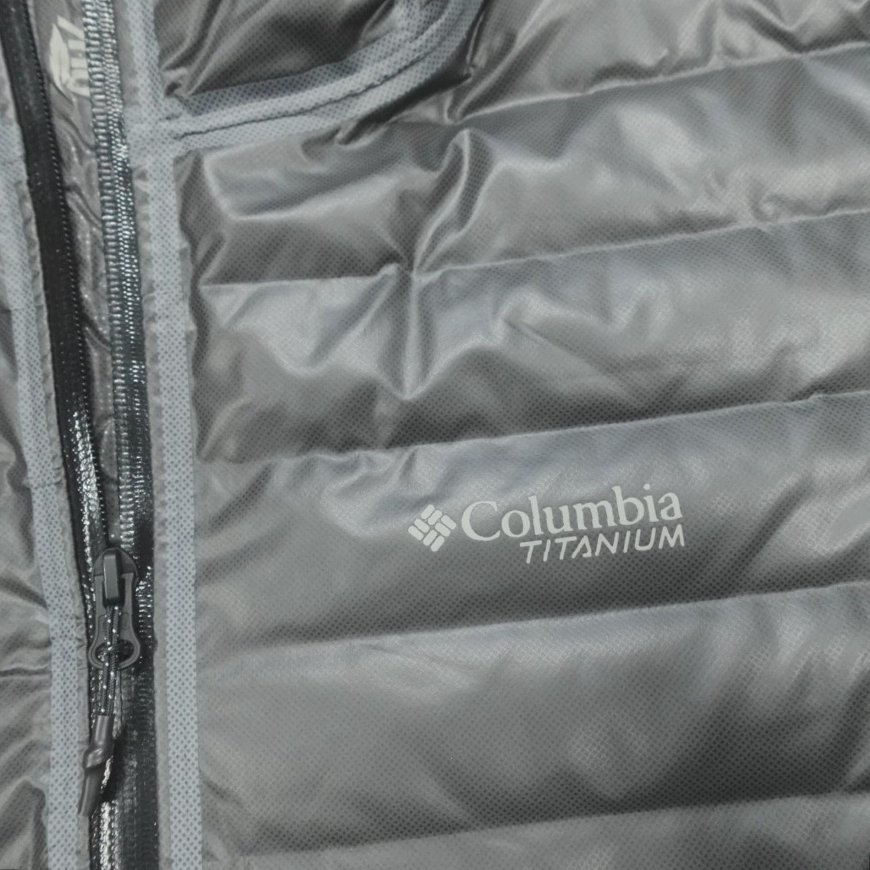 Vintage Columbia Jacket Women's XL Black OutDry Extreme 700 Thunder Bay Down OutDry Extreme 700 Jacket Womens XL Black Continuous Size XL / US 12-14 / IT 48-50 - 6 Thumbnail