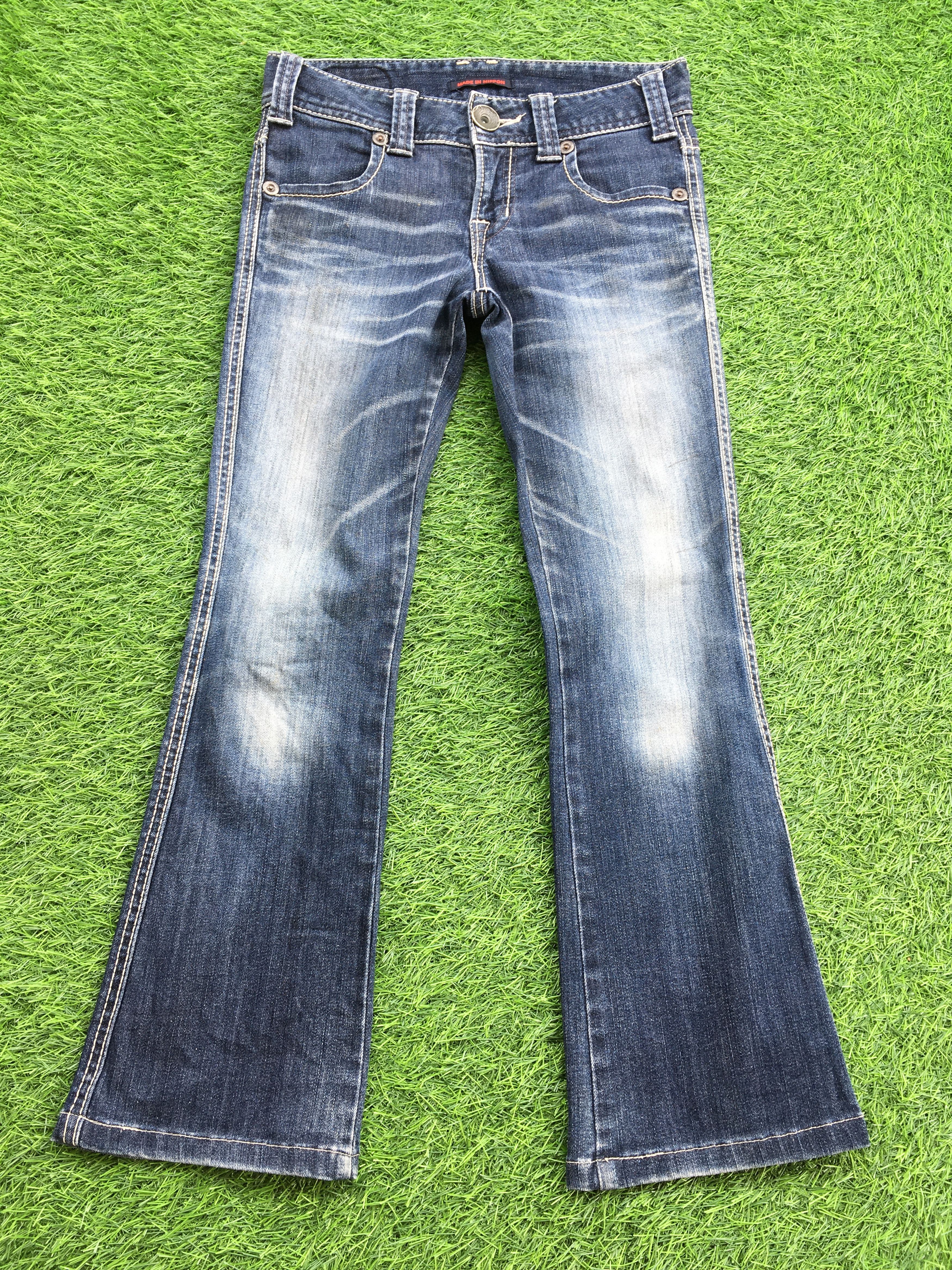 Japanese Brand Japanese Blue Flared Jeans Distressed Jeans D-1177 Size 25" / US 0 / IT 36 - 1 Thumbnail