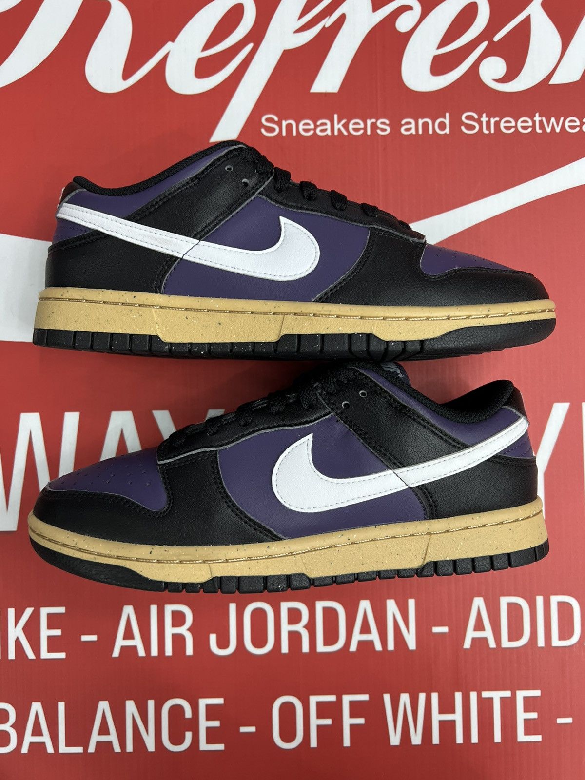 Nike Nike Dunk Low Dark Raisin Size 8w/6.5y Size US 6.5 / EU 39-40 - 3 Thumbnail
