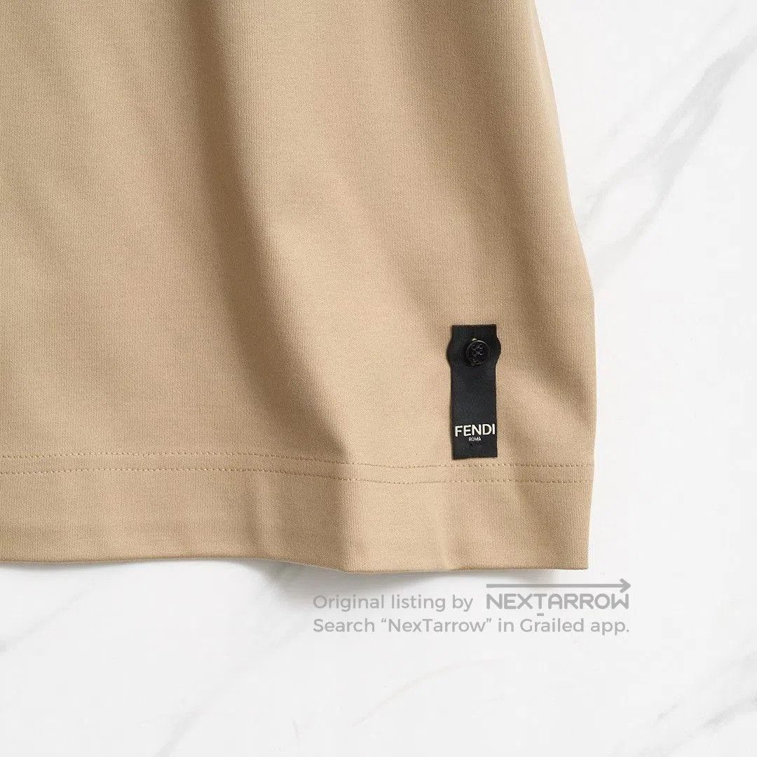 Fendi Fendi Men's Metal Logo Solid T-Shirt. Size US M / EU 48-50 / 2 - 5 Thumbnail