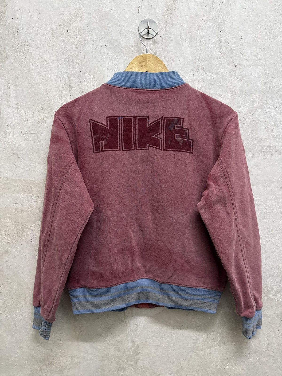 Nike 2000s Nike Block Letter Kid Size Faded Varsity Size XXS / US 00 / IT 34 - 1 Thumbnail