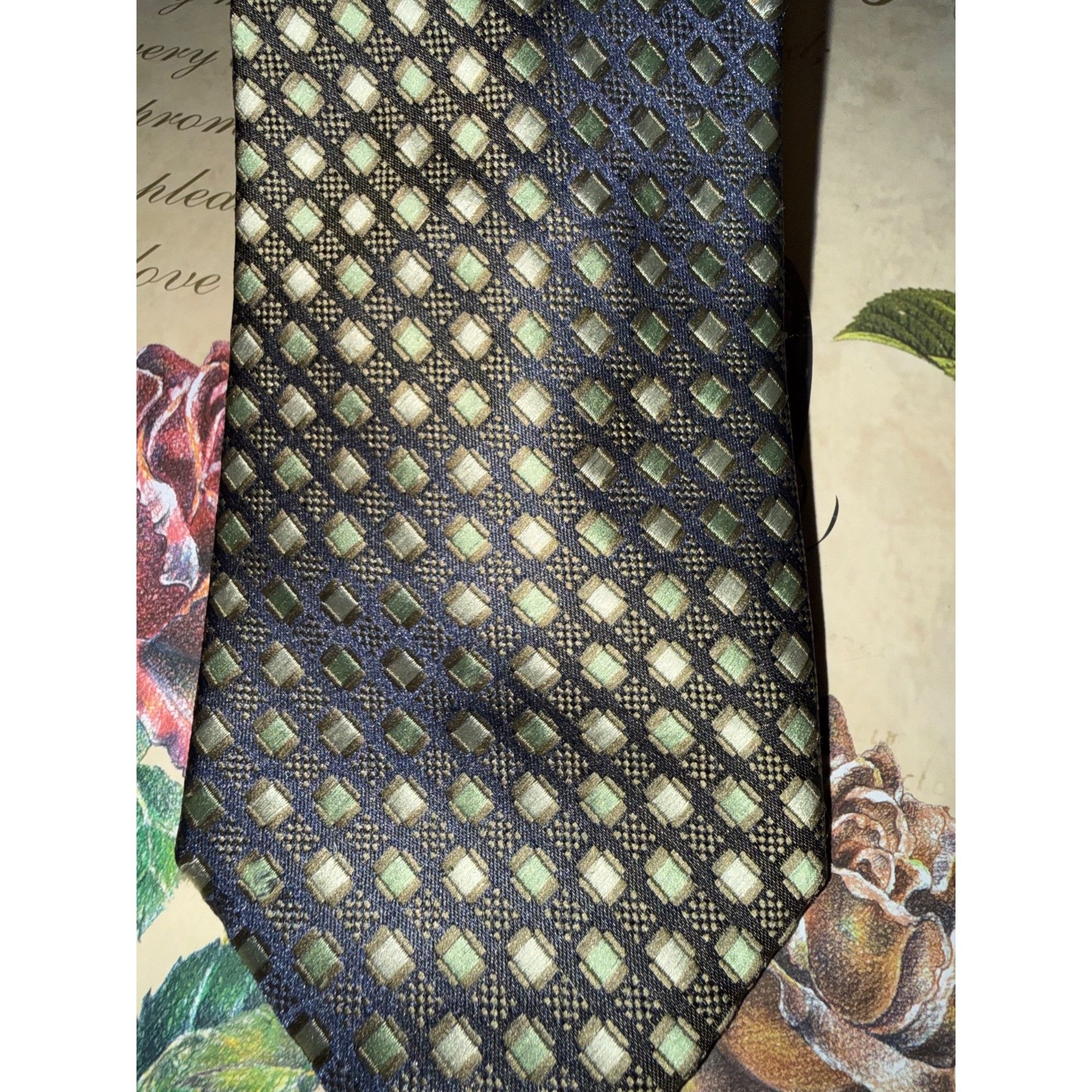 Pierre Cardin Pierre Cardin Geometric Pattern Silk Tie In Navy & Gold Size ONE SIZE - 5 Thumbnail