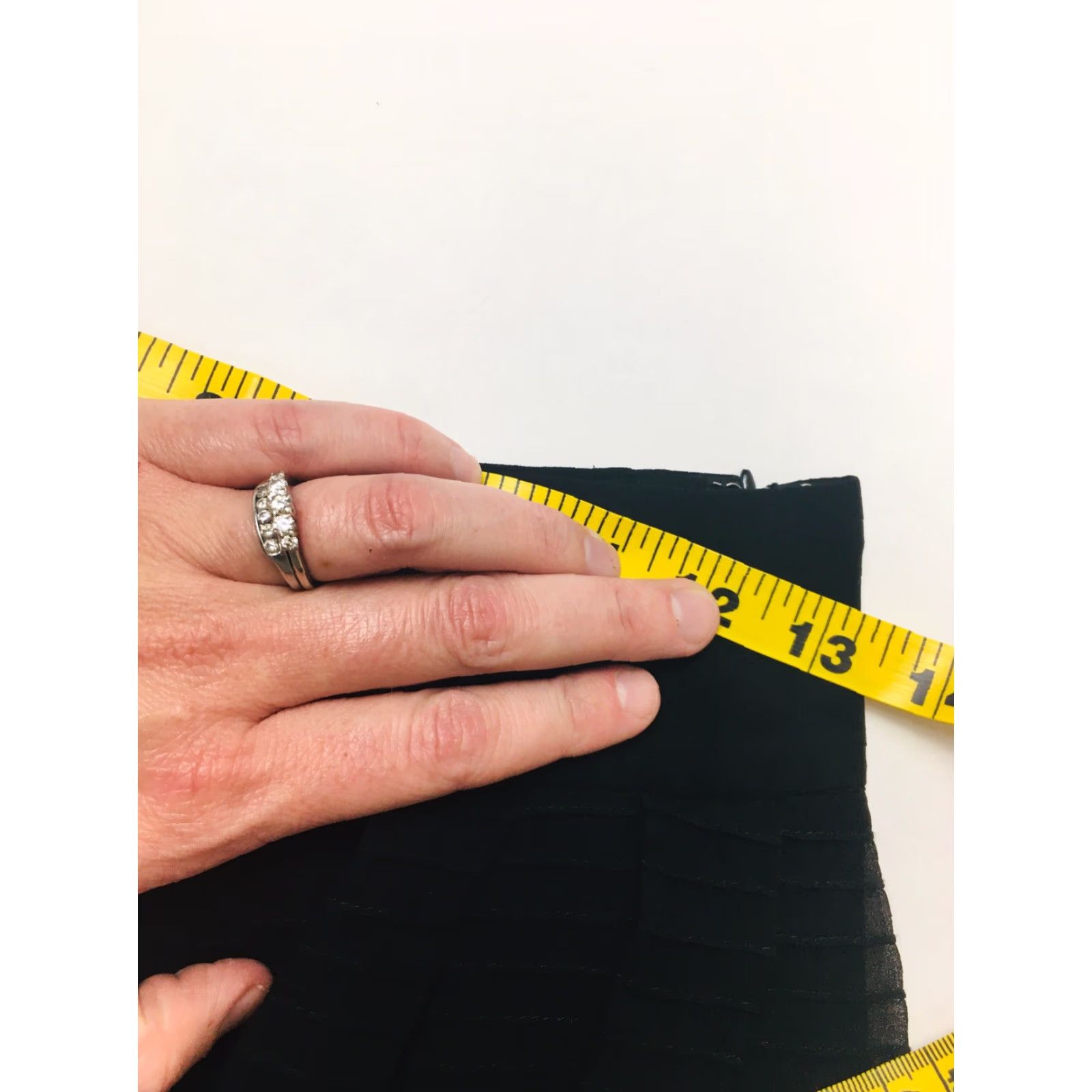 Loft ANN TAYLOR LOFT Skirt Women's 00P Black MODERN Above Knee Ribbed pleated Size 24" / US 00 / IT 34 - 6 Thumbnail