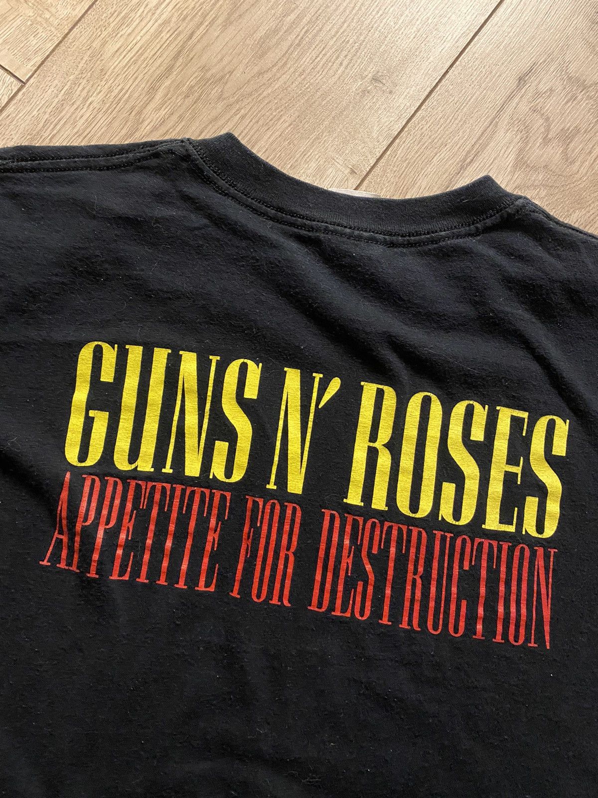 Band Tees Vintage 2004 Guns N Roses Appetite For Destruction T-Shirt Size US XL / EU 56 / 4 - 8 Thumbnail