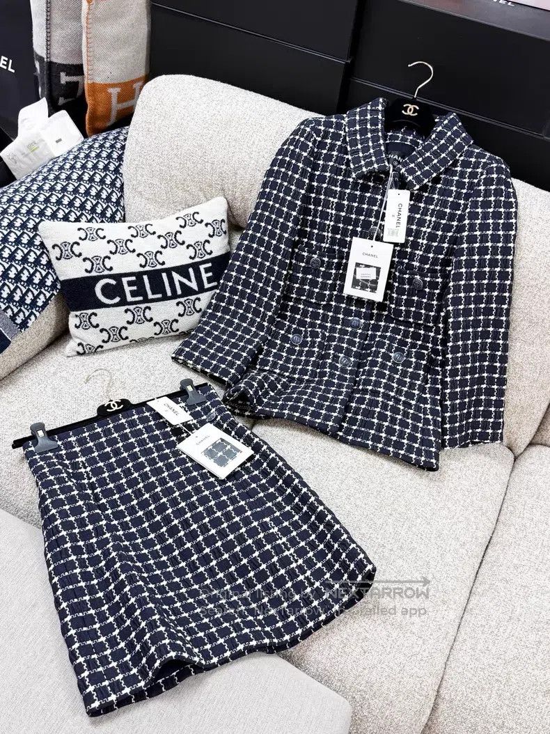 Chanel Chanel Plaid skirt Size 24" / US 00 / IT 34 - 8 Thumbnail