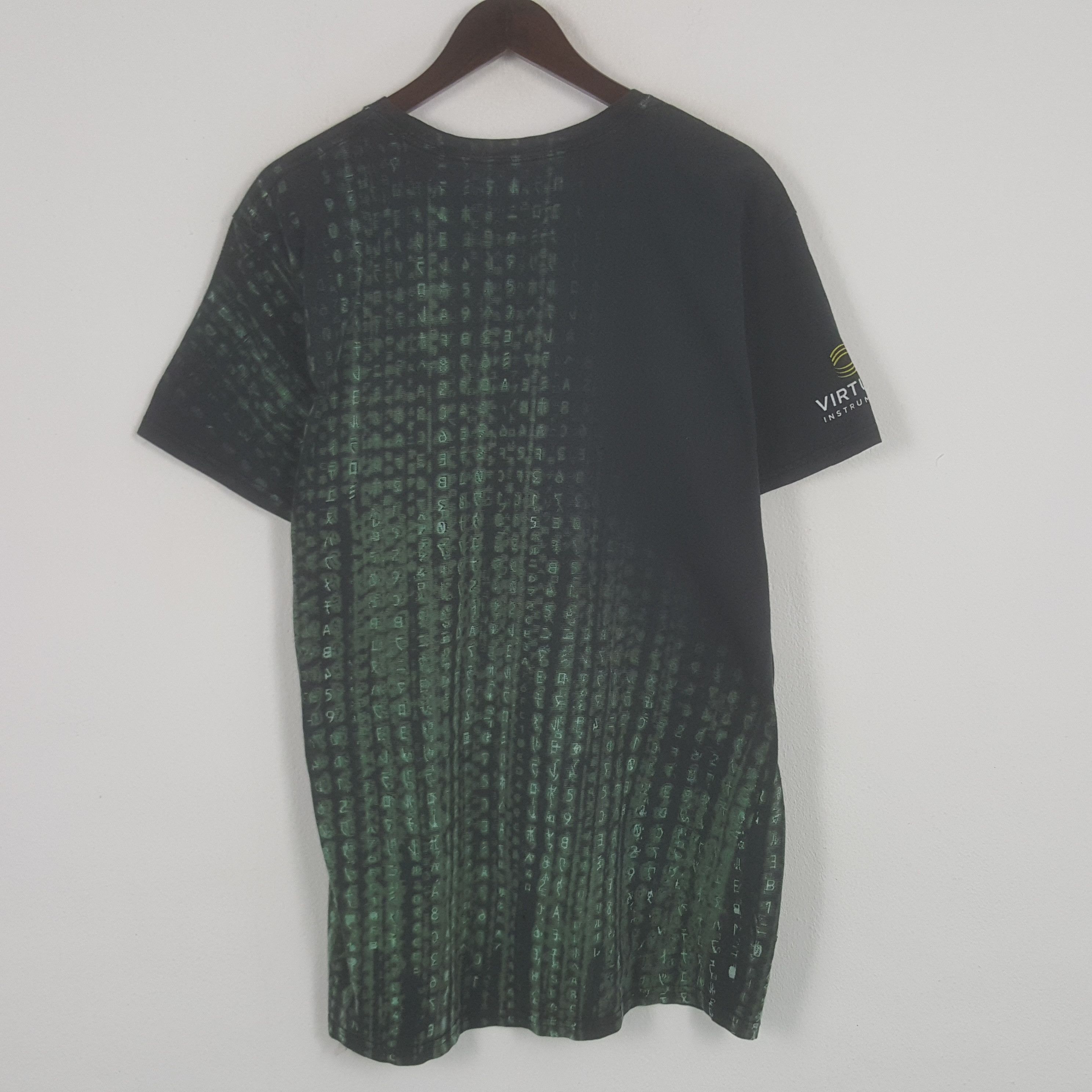 Vintage Vintage The Metrix Movie Tshirt Size US XL / EU 56 / 4 - 3 Thumbnail