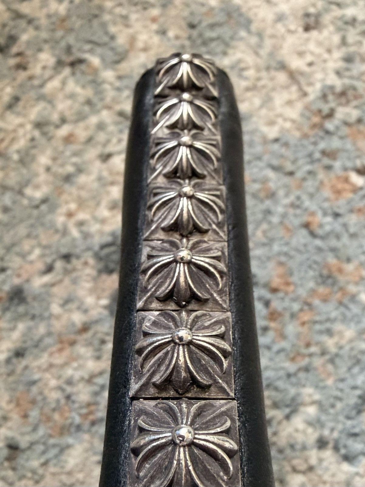 Chrome Hearts Chrome Hearts Pyramid Plus Studded Black Leather Zip Wallet Size ONE SIZE - 12 Thumbnail
