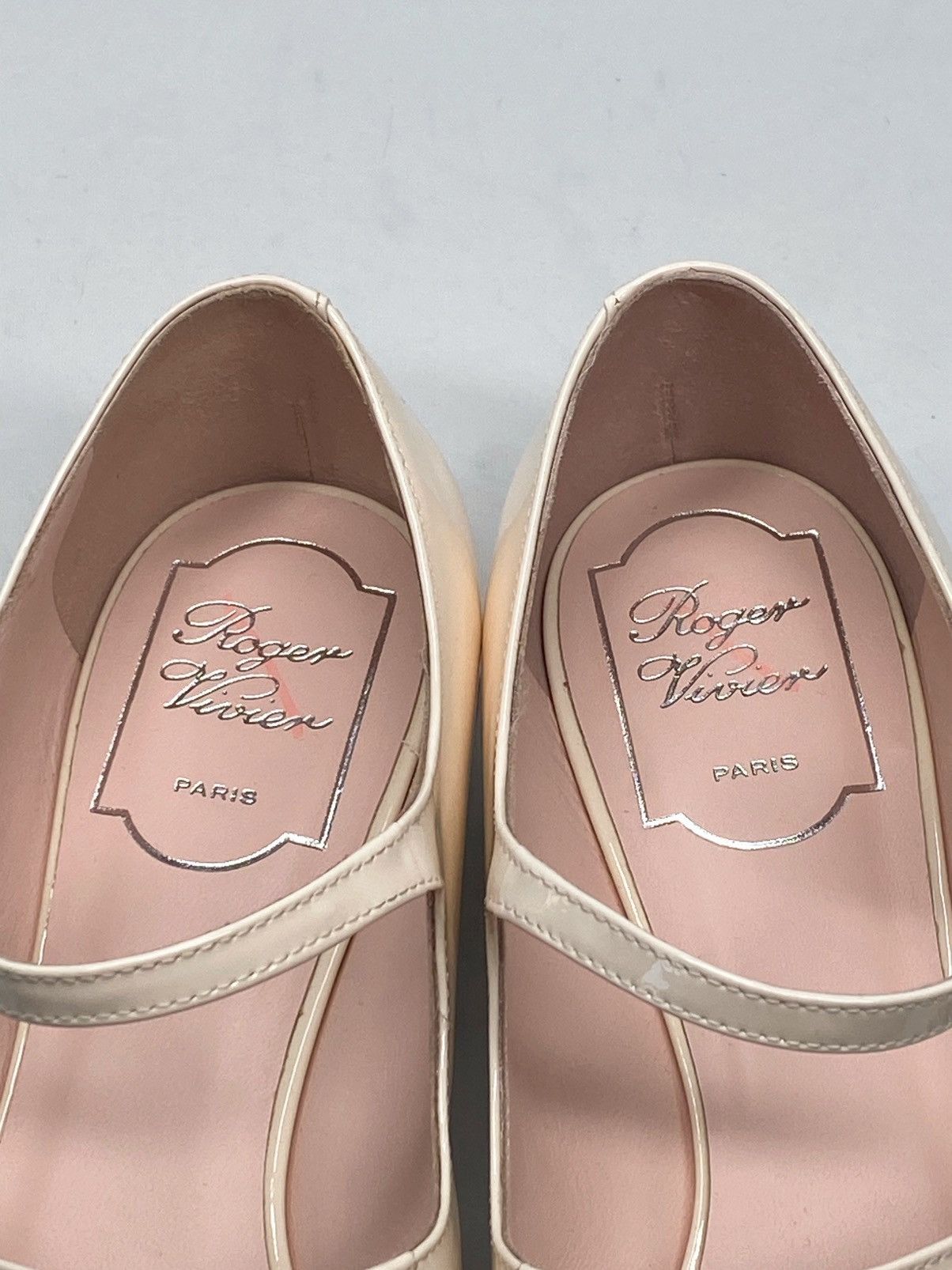 Celine Roger Vivier Très Vivier Babies patent leather flats size 37 Size US 7 / IT 37 - 6 Thumbnail