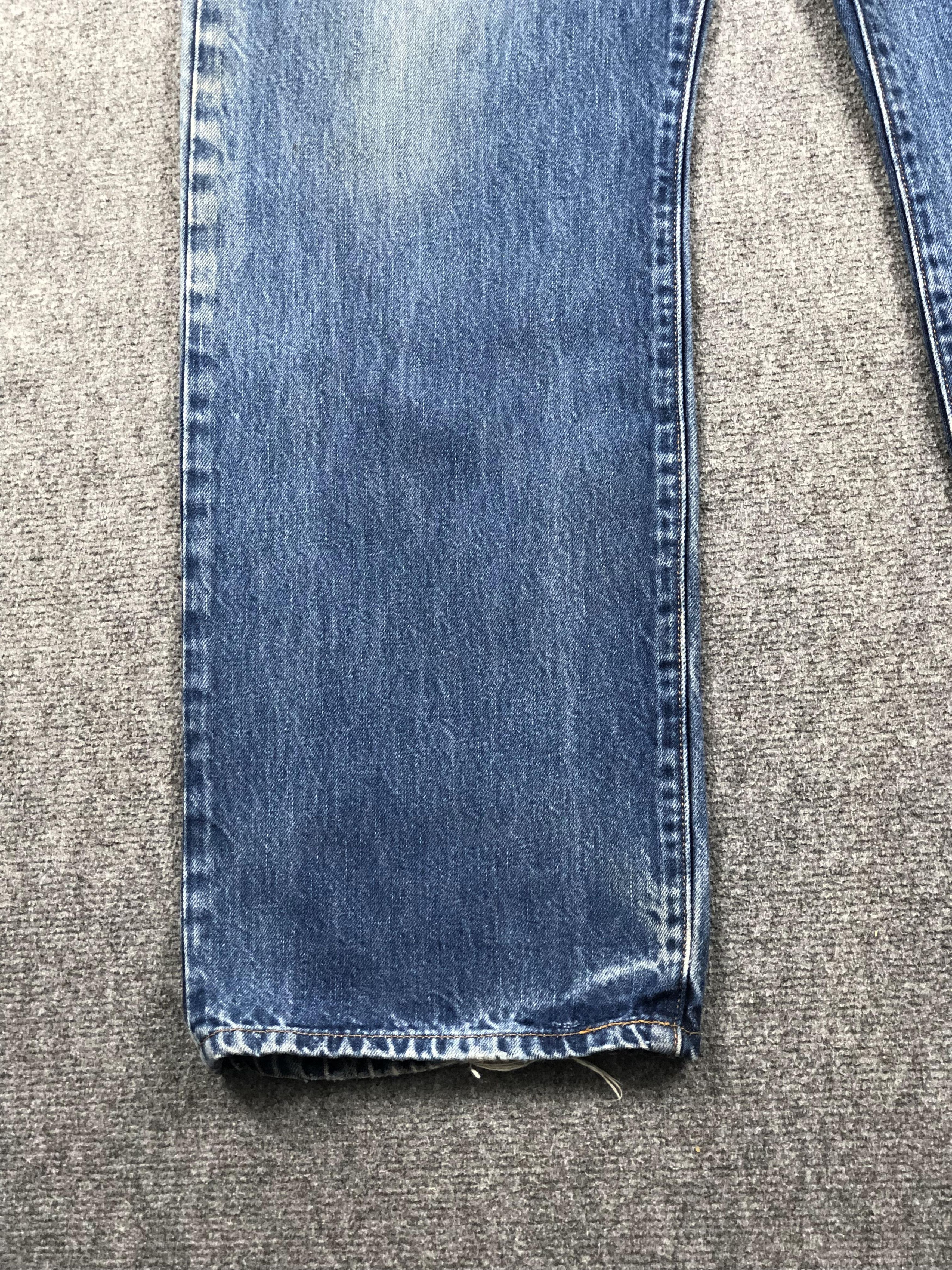 Levi's × Vintage Vintage Levis 501 Faded Blue Jeans DP2286 Size US 37 - 15 Thumbnail