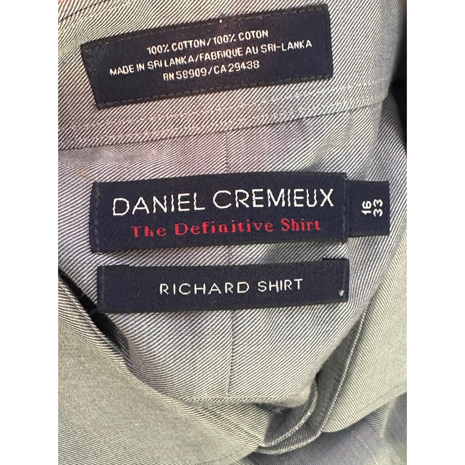 Daniel Cremieux Daniel Cremieux silver long sleeves dress shirt size 16/33 Size US S / EU 44-46 / 1 - 3 Thumbnail