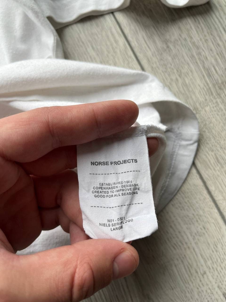 Norse Projects × Vintage Vintage Norse Projects White Boxy Tee Y2K L Size US L / EU 52-54 / 3 - 6 Thumbnail