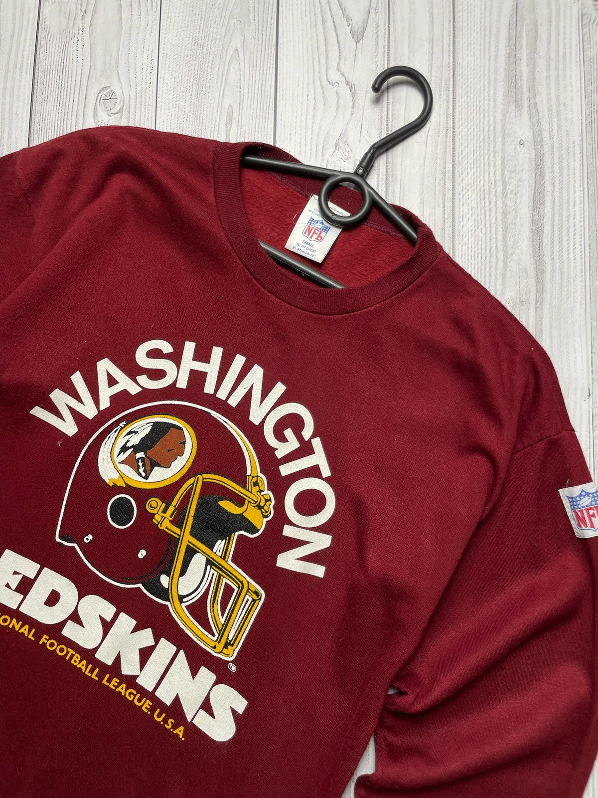 NFL × Vintage Vintage Washington Redskins football sweatshirt NFL Size S Size US S / EU 44-46 / 1 - 2 Thumbnail