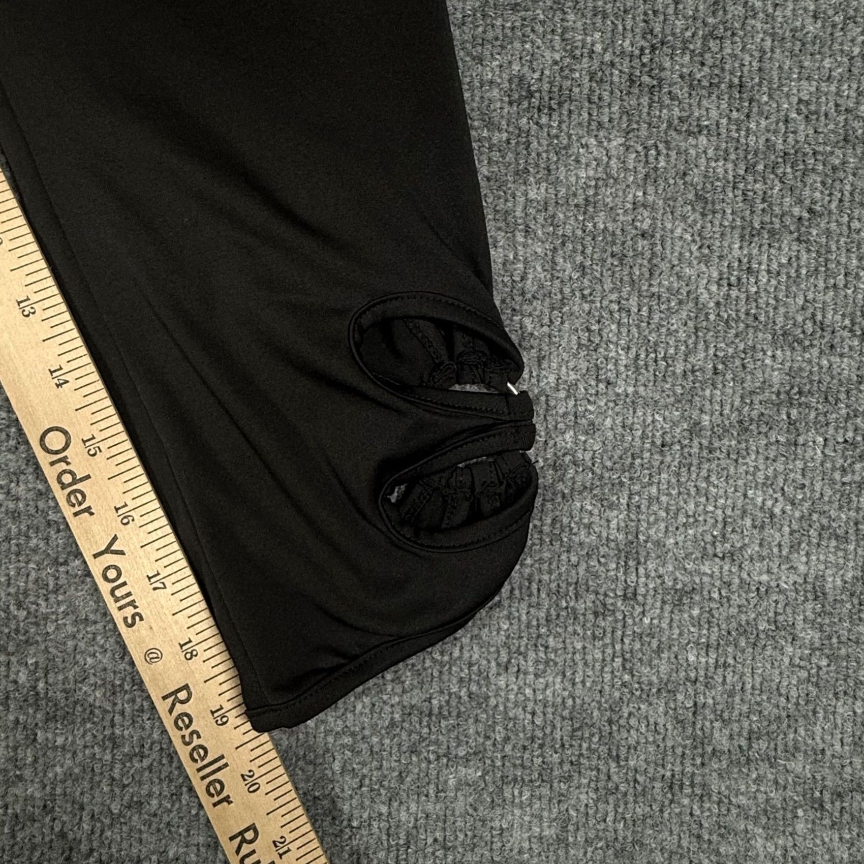 Vintage Womens Capri Pants Large Black Cropped Bow Cutout Hem Polyester Spandex Activewear Size 36" / US 14 / IT 50 - 7 Thumbnail